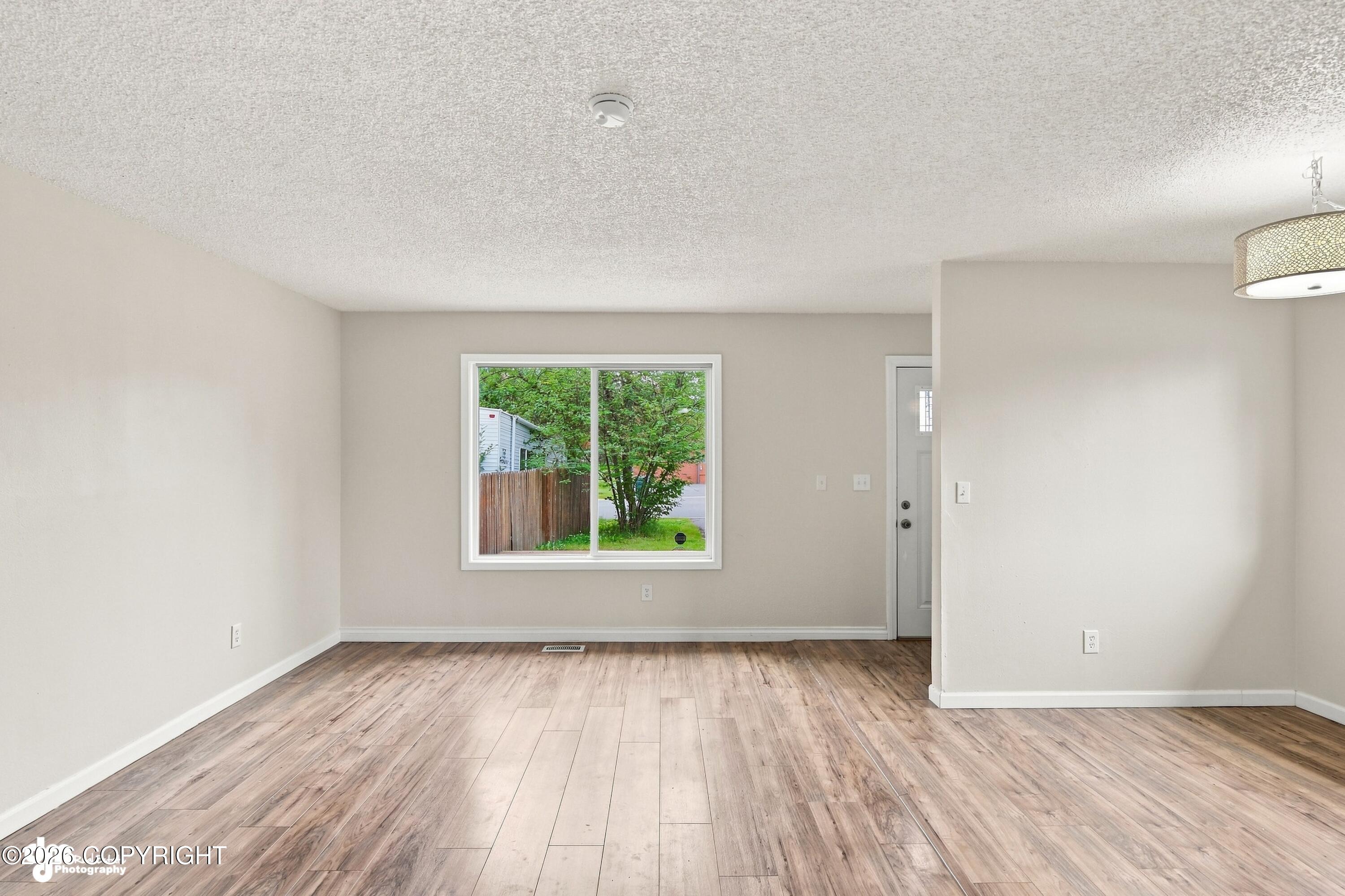 301 Dannilyn Circle Property Photo 2