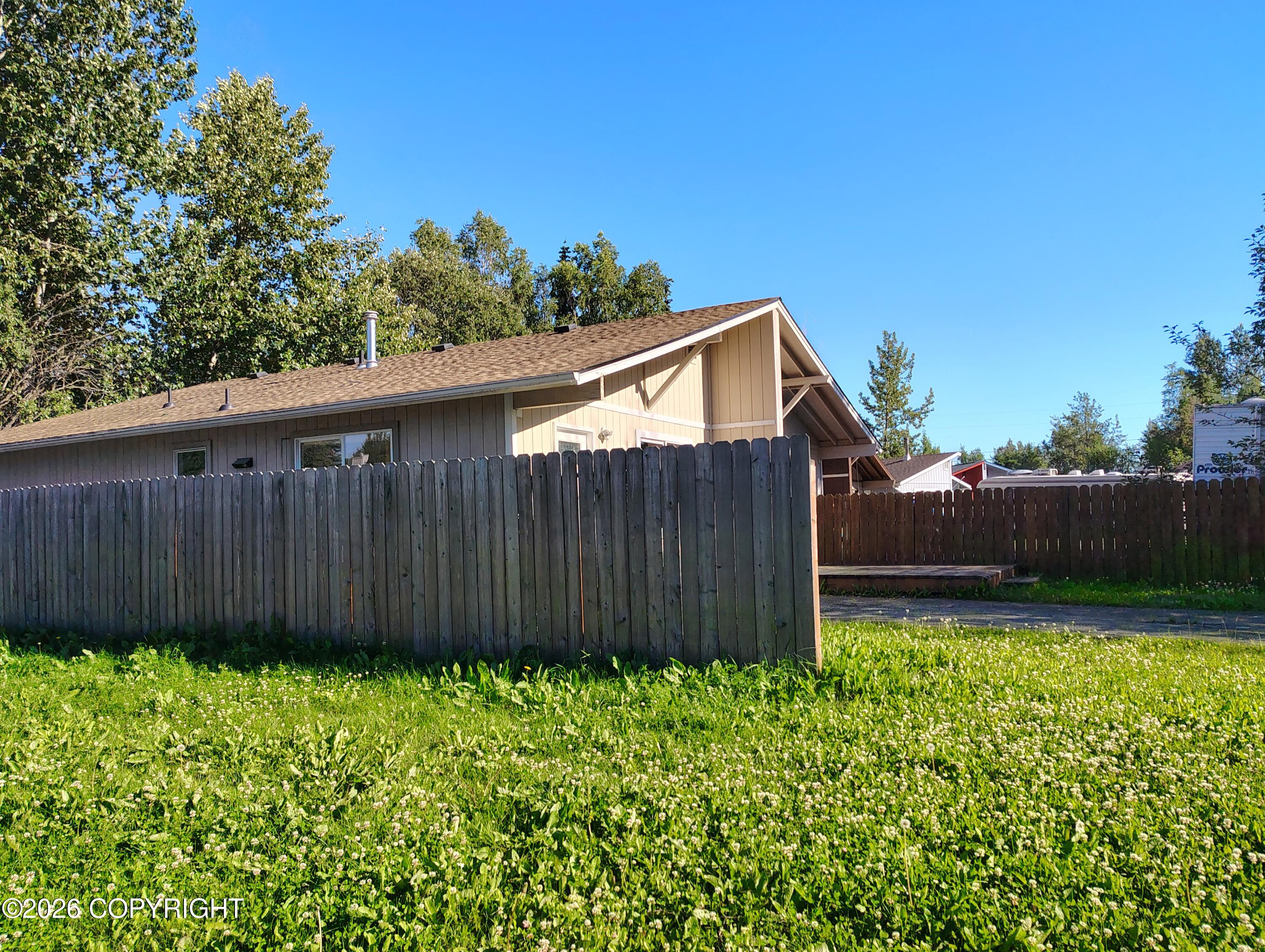 301 Dannilyn Circle Property Photo 5