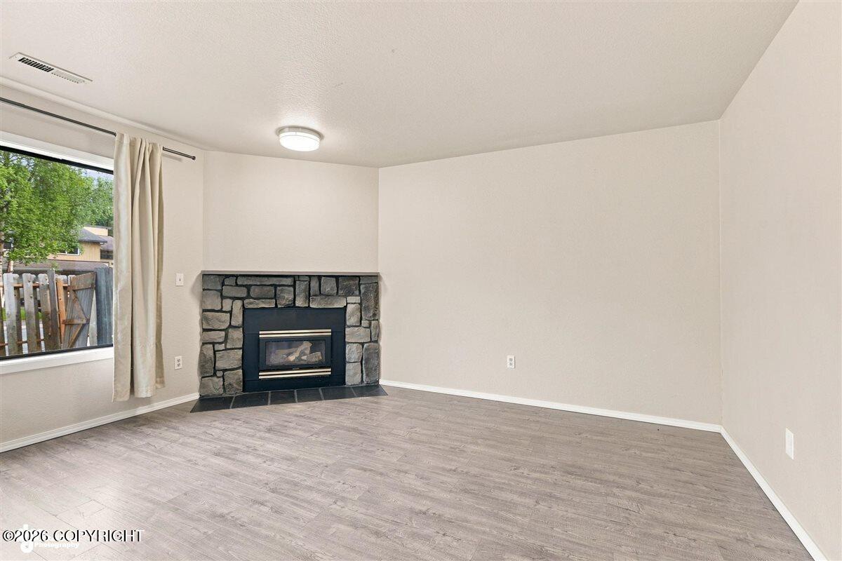 8050 Pioneer #101 Property Photo 4