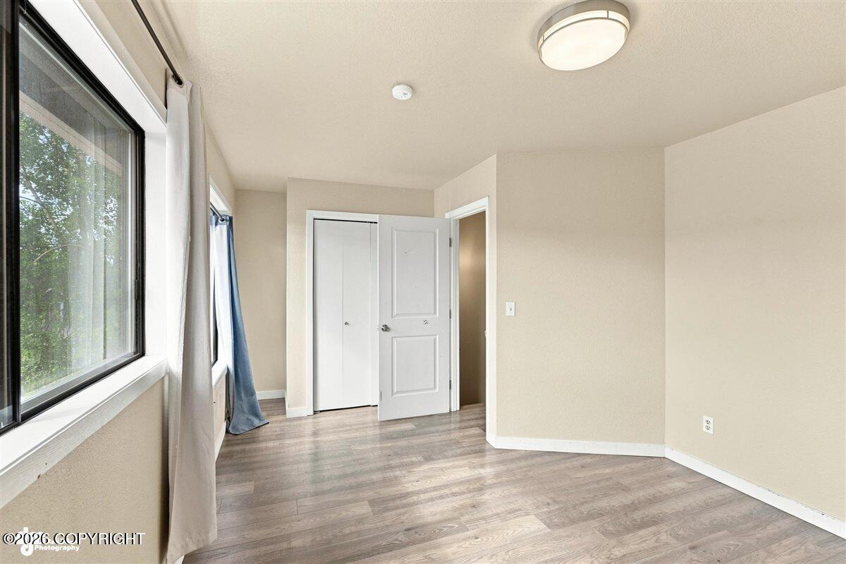8050 Pioneer #101 Property Photo 16