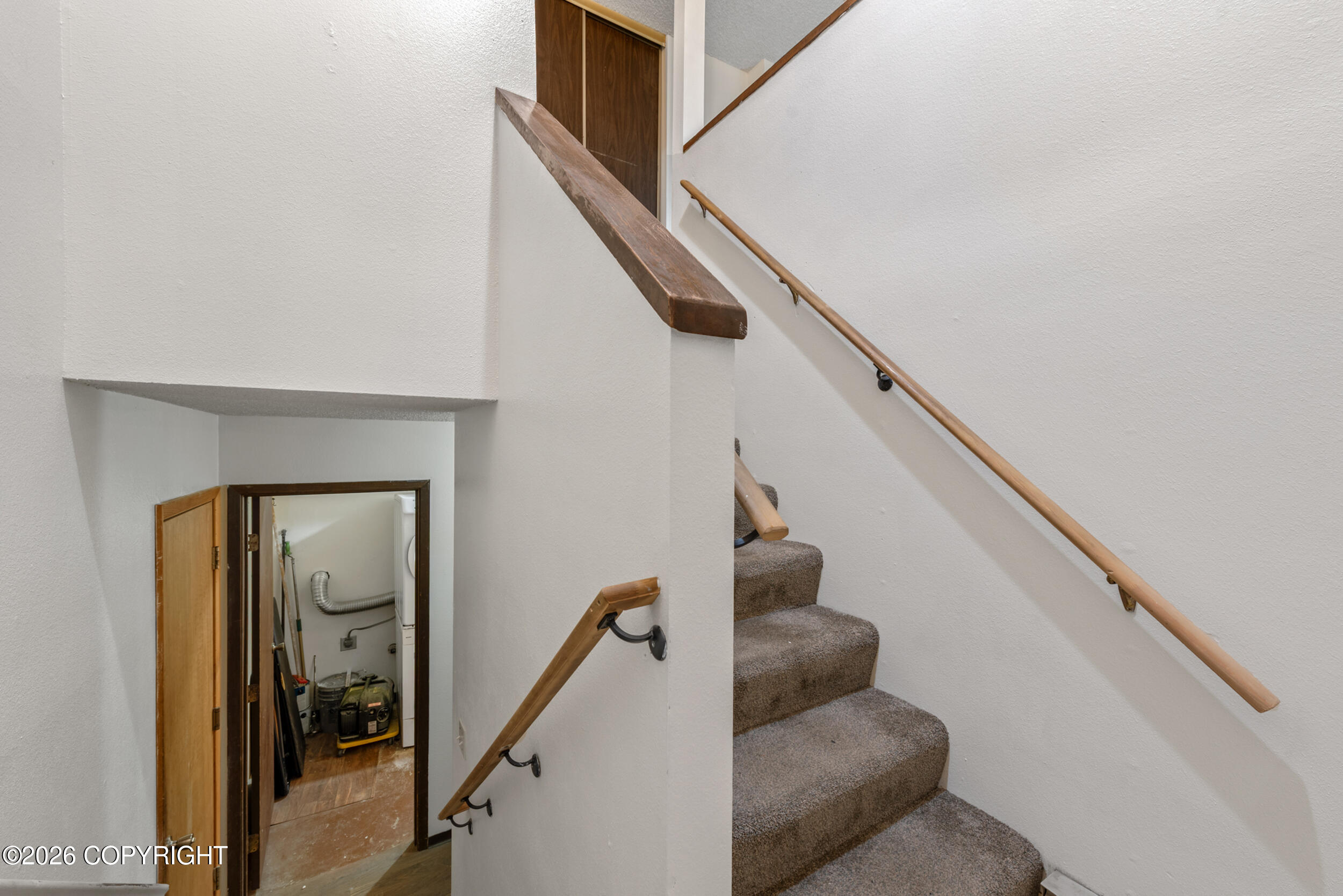 688 E Eklutna Avenue Property Photo 28