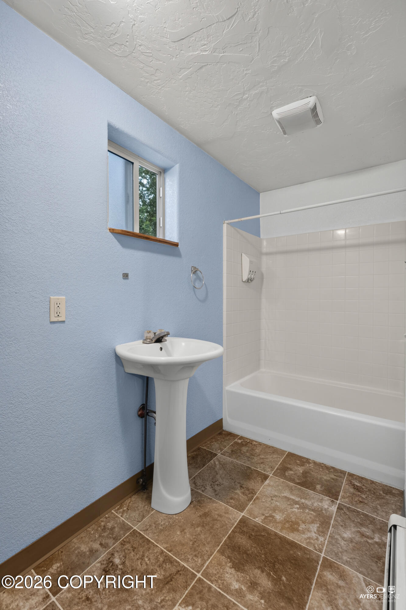 48397 Eileen Street Property Photo 30