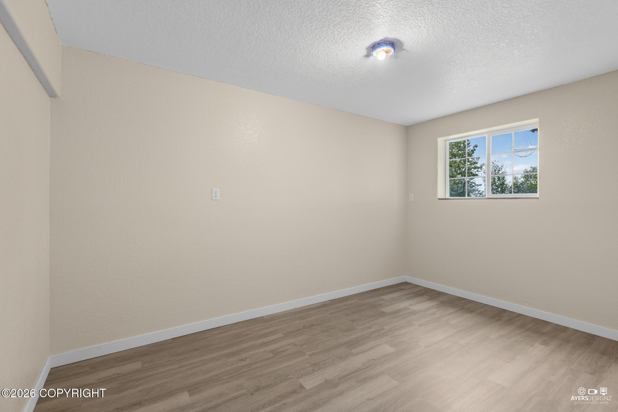 48397 Eileen Street Property Photo 37