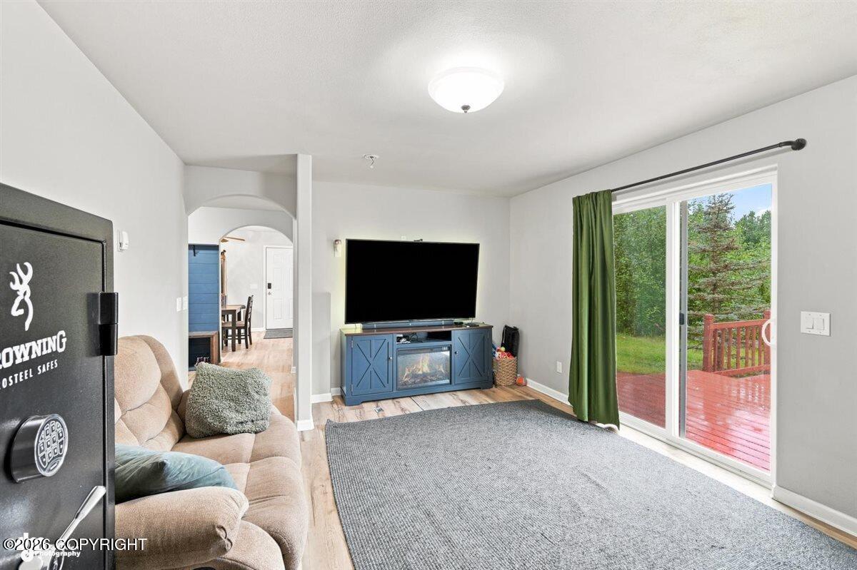 8250 W Swan Drive Property Photo 10