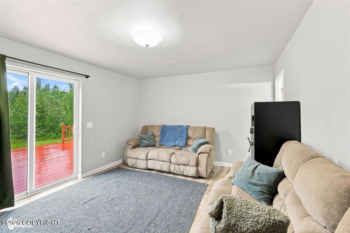 8250 W Swan Drive Property Photo 11