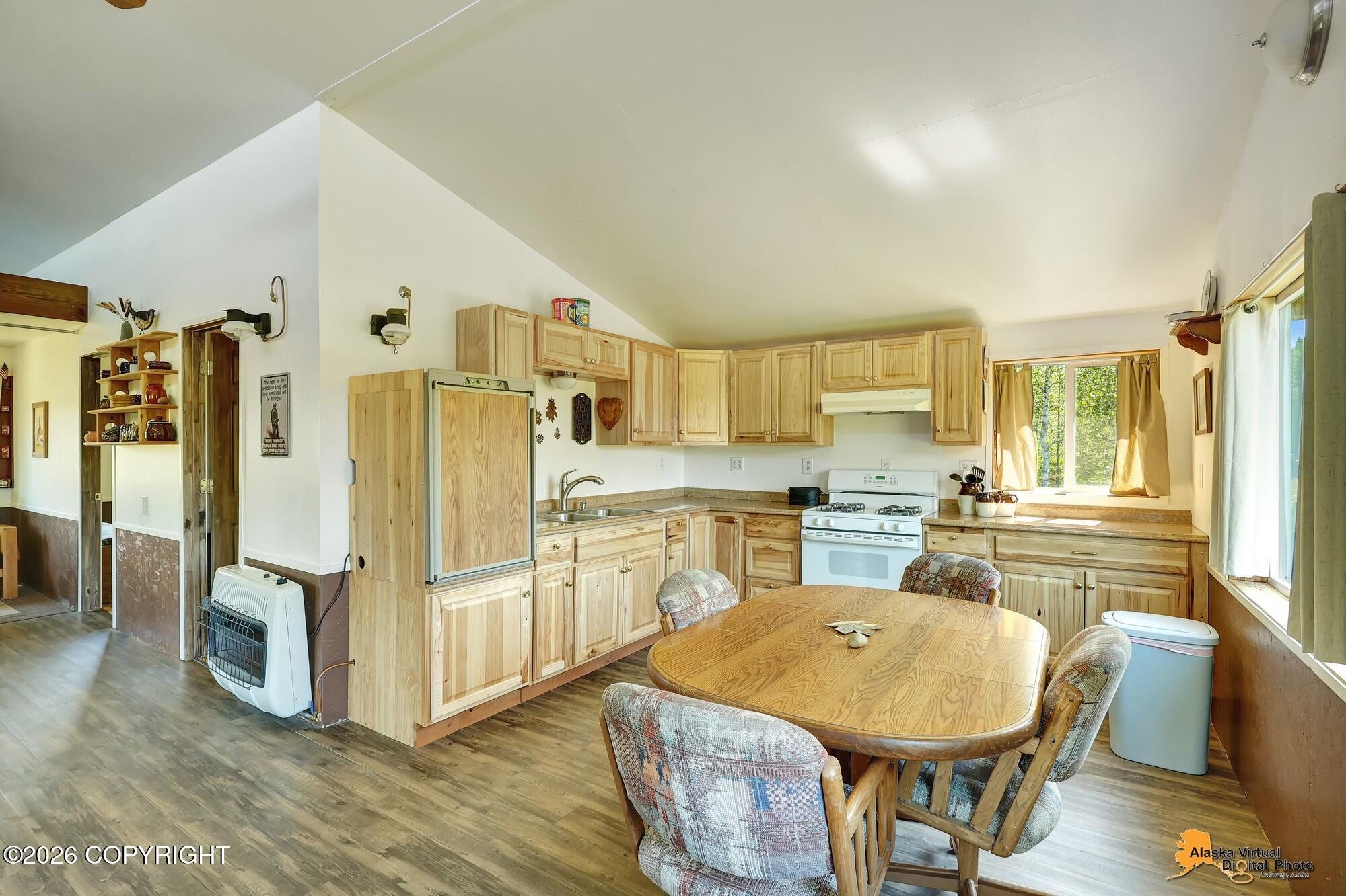 4420 N Three Bees Road Property Photo 28