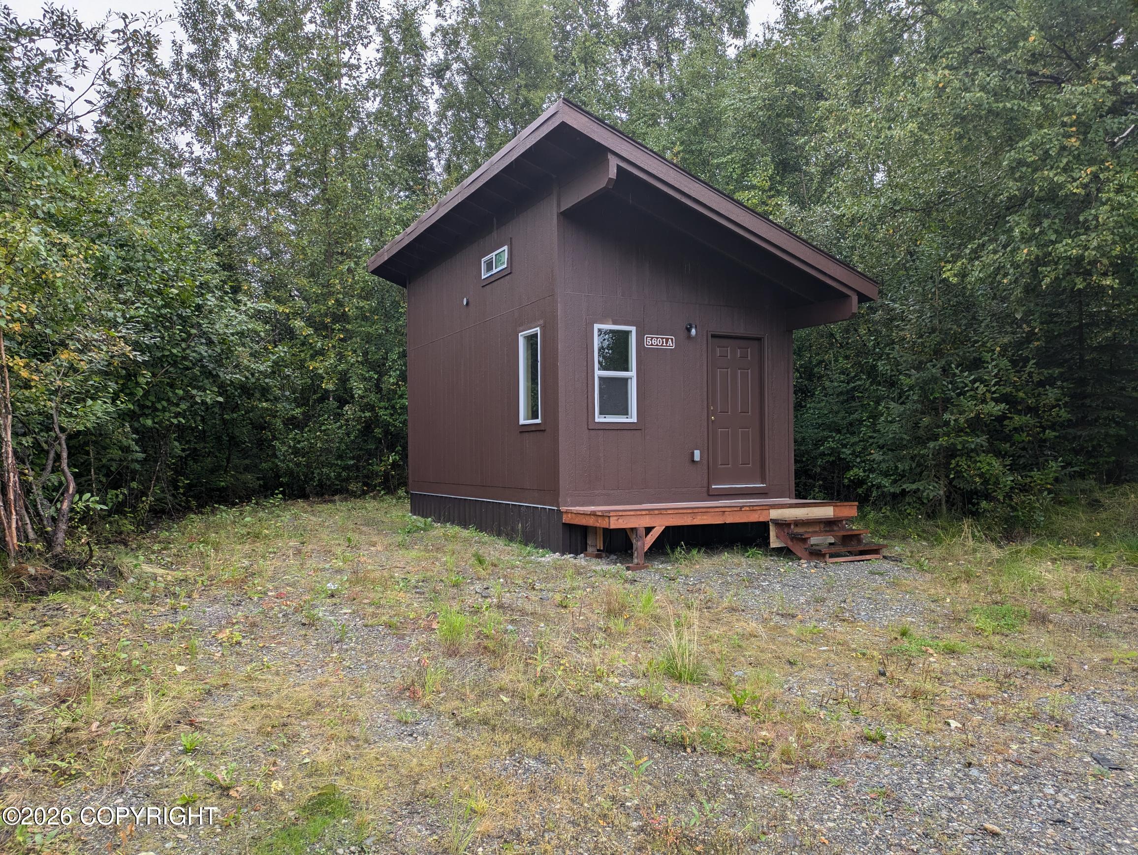 5581 W Trinity Avenue Property Photo 2