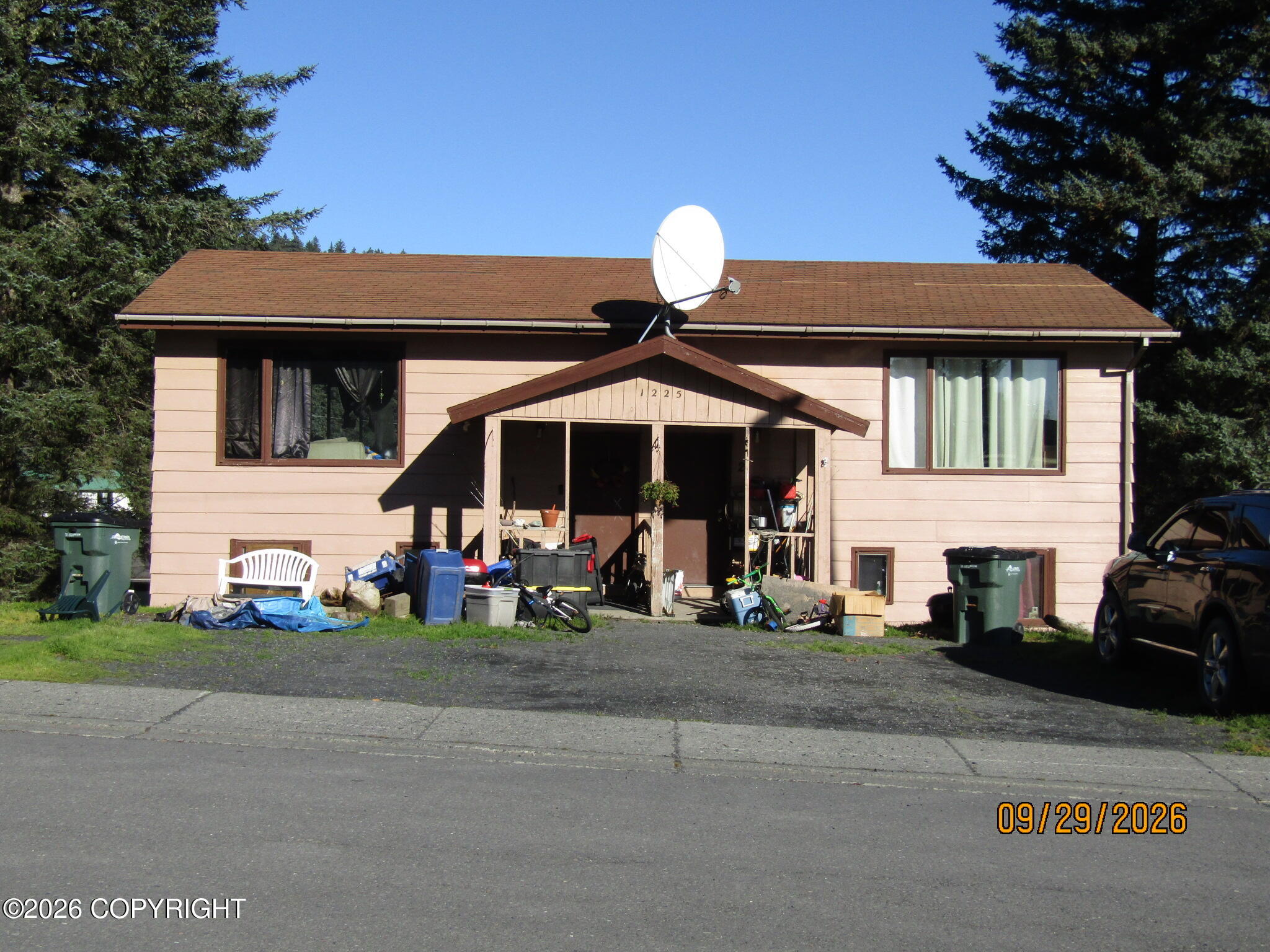 1225 Purtov Street Property Photo 6