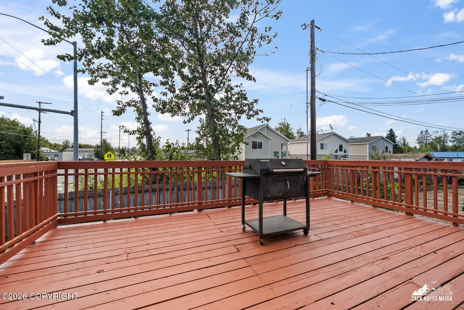 354 Pine Street Property Photo 10