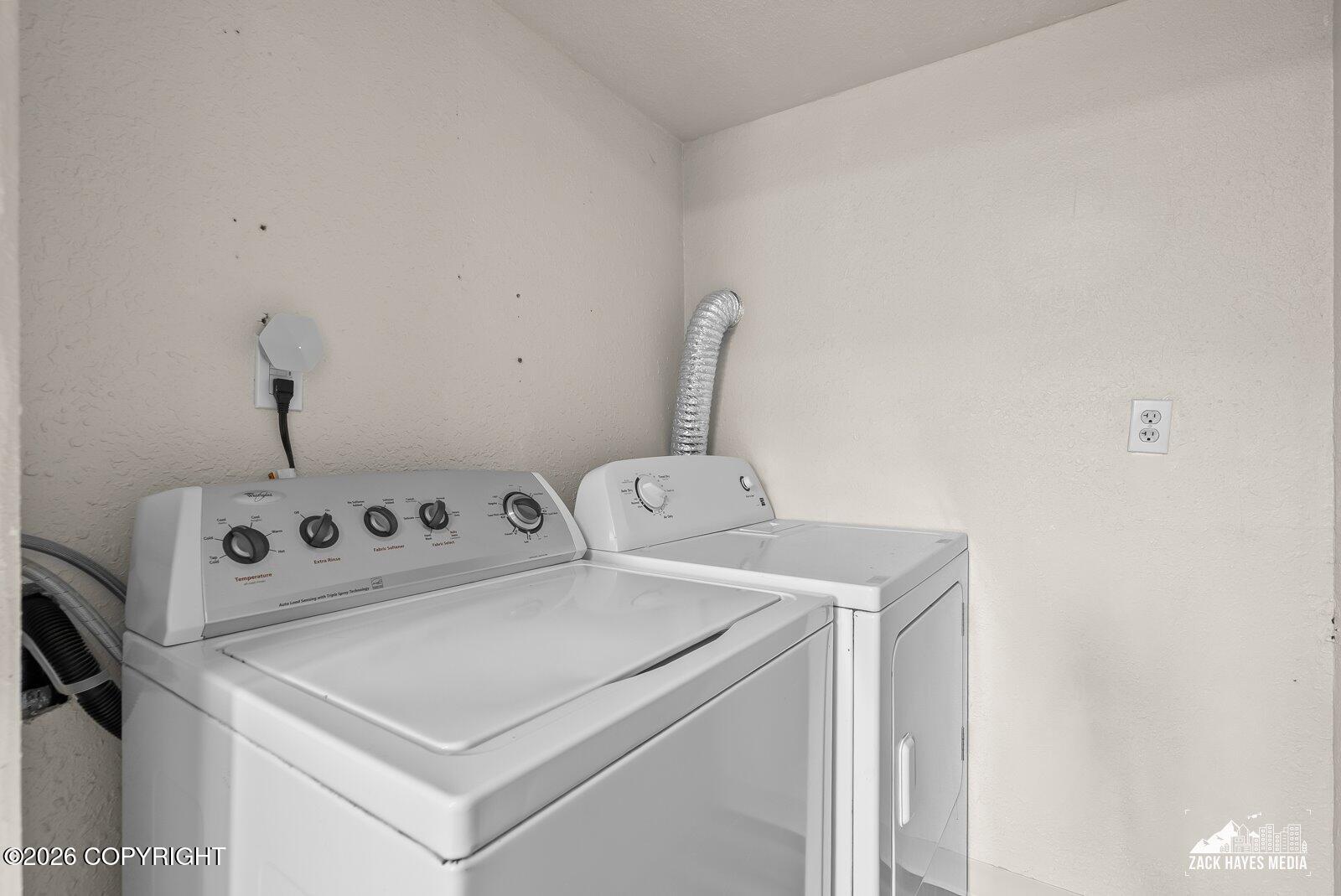 354 Pine Street Property Photo 24