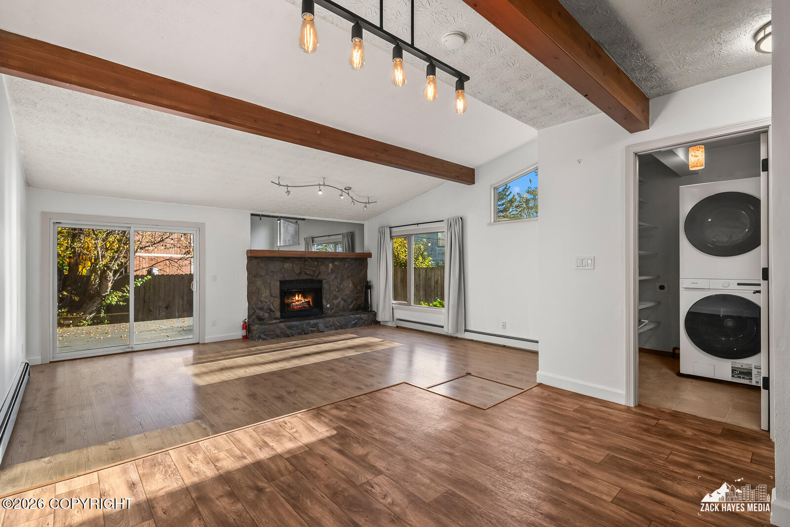 8025 Fairwood Circle Property Photo 17