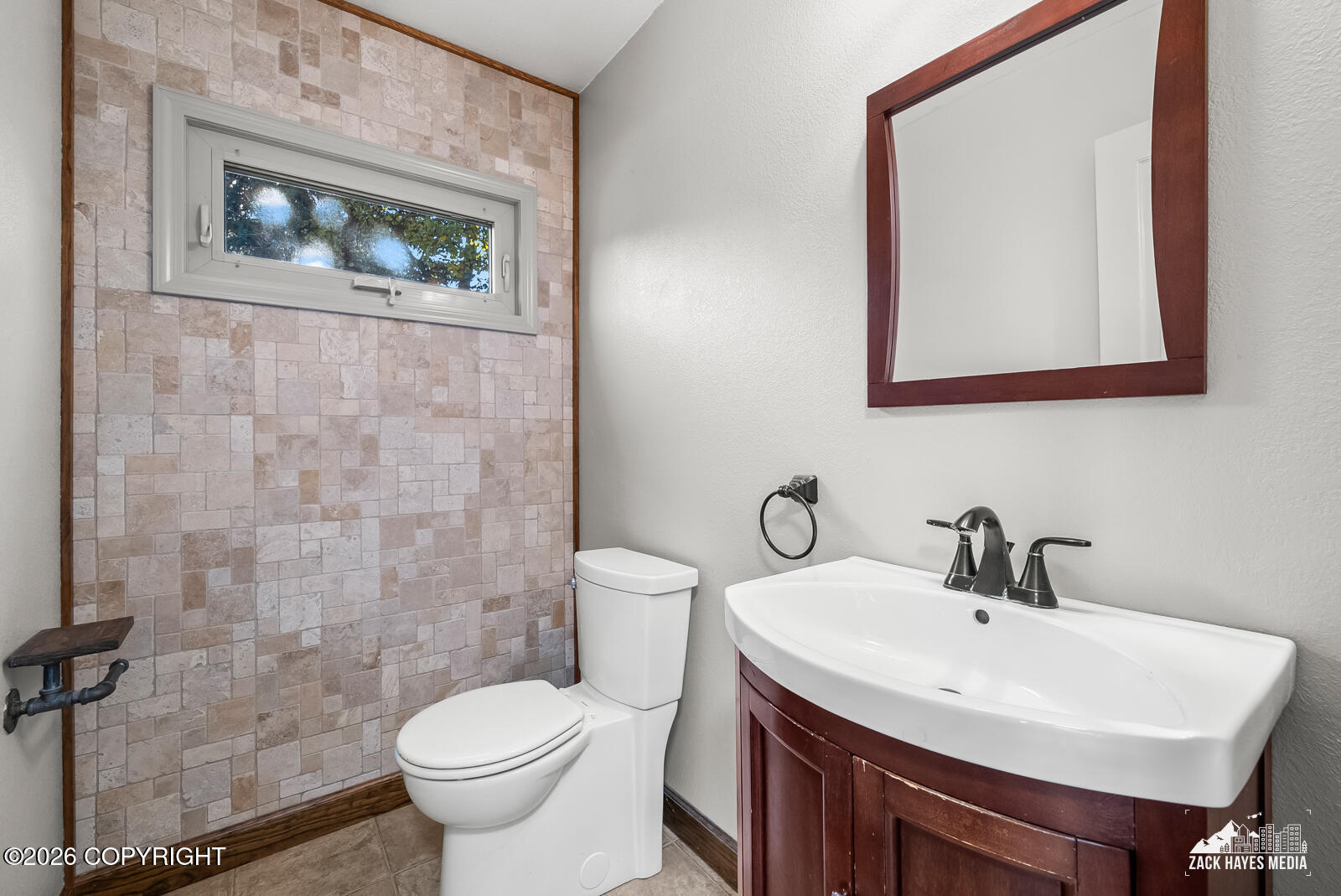 8025 Fairwood Circle Property Photo 20