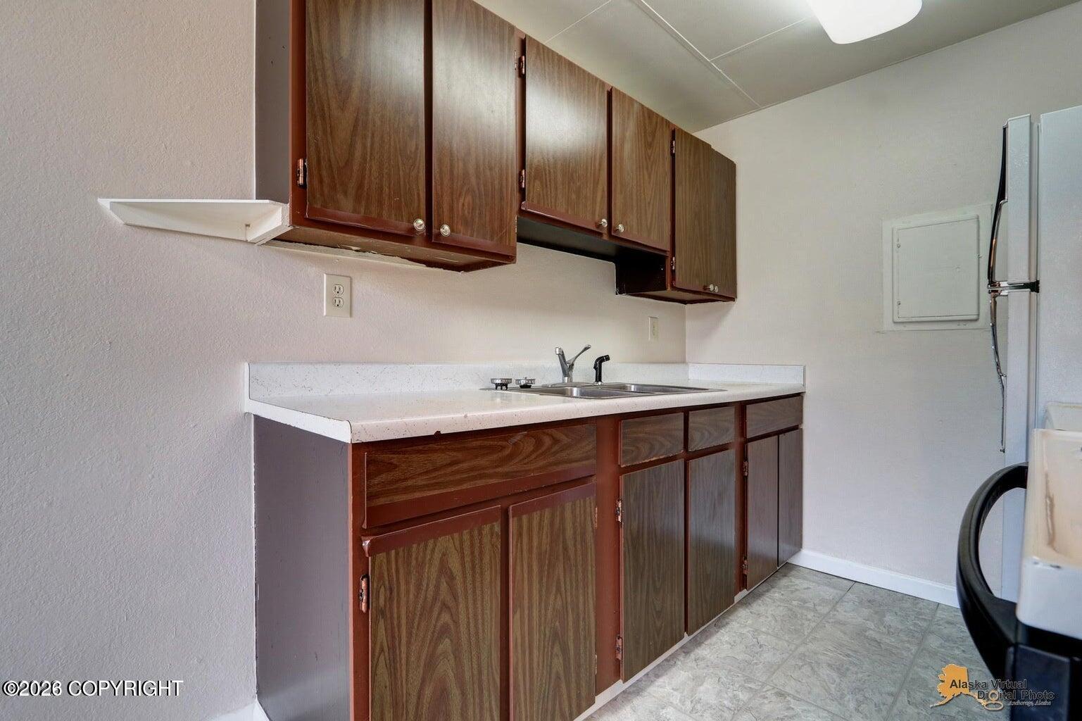 5215 E 26th Avenue #6 Property Photo 7