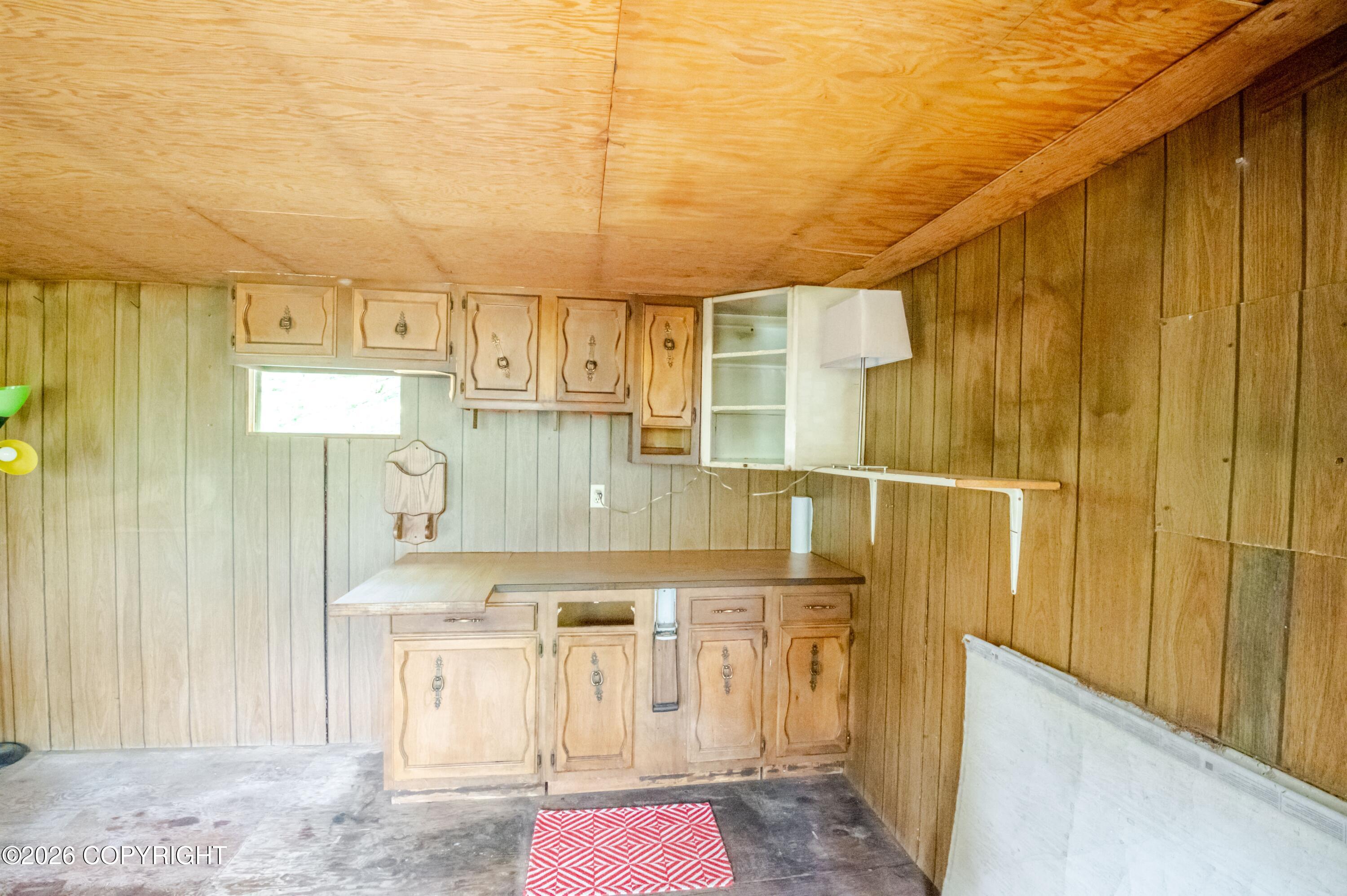 20209 W Allen Road Property Photo 19