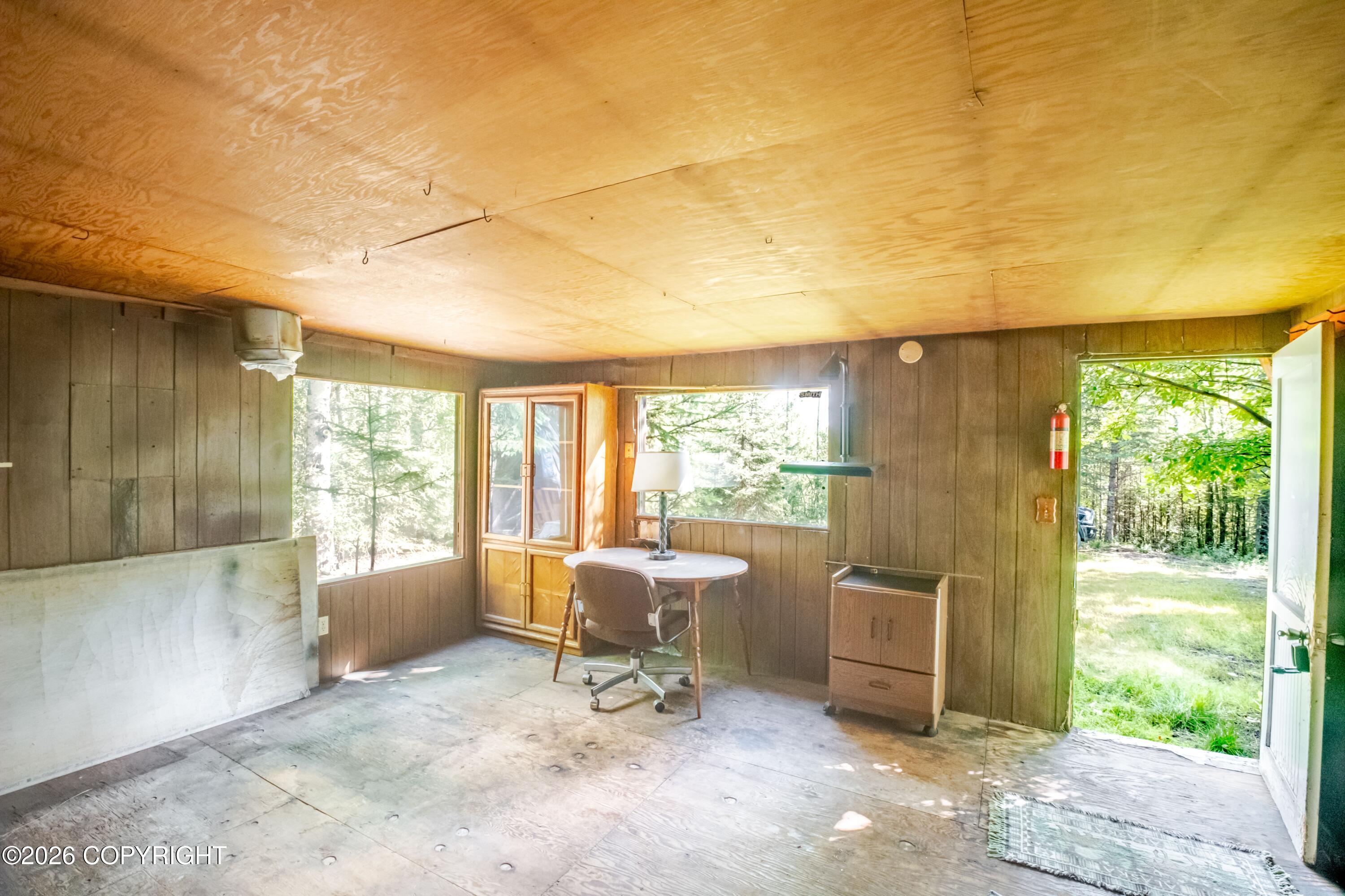 20209 W Allen Road Property Photo 21
