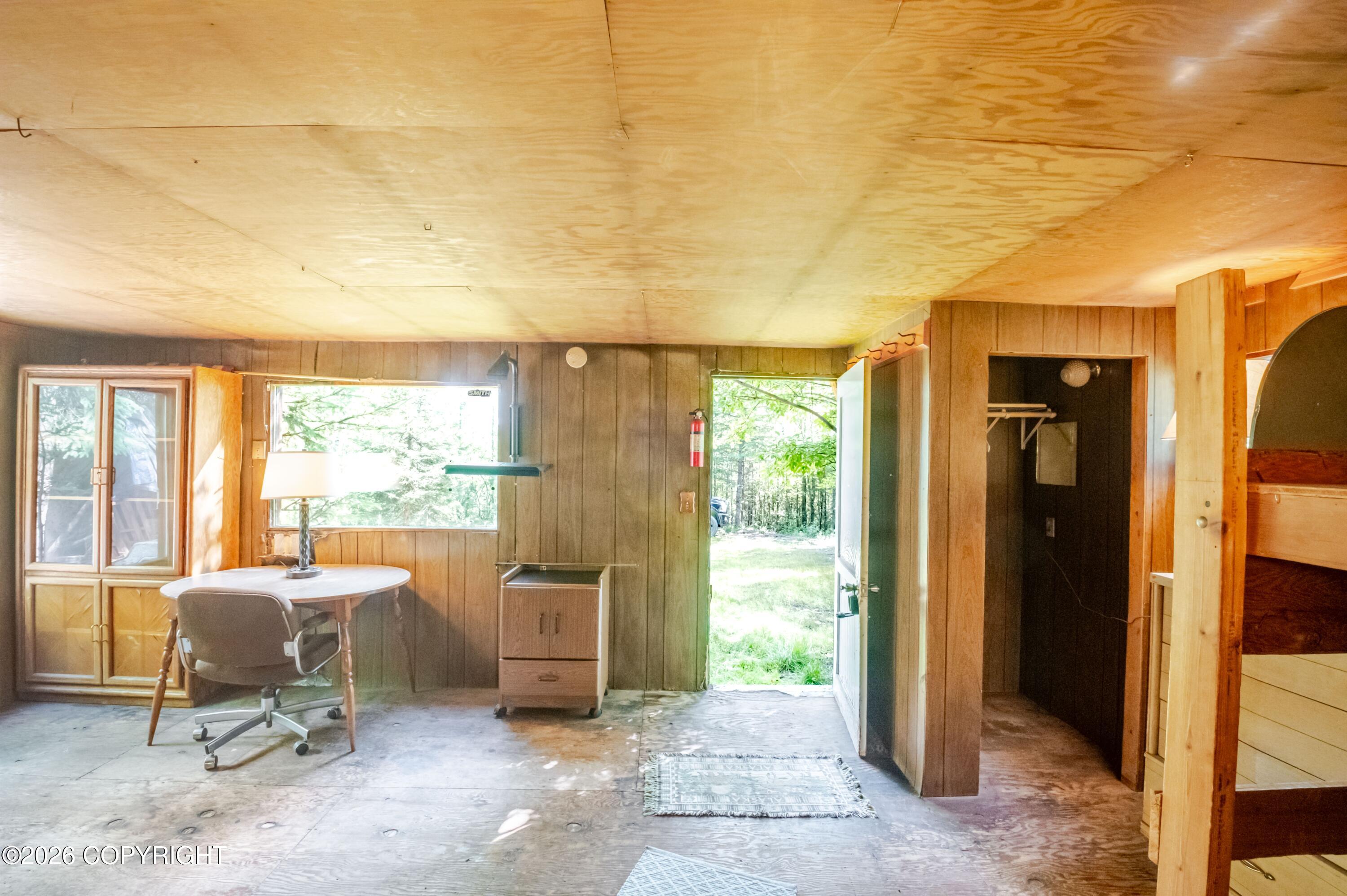 20209 W Allen Road Property Photo 22