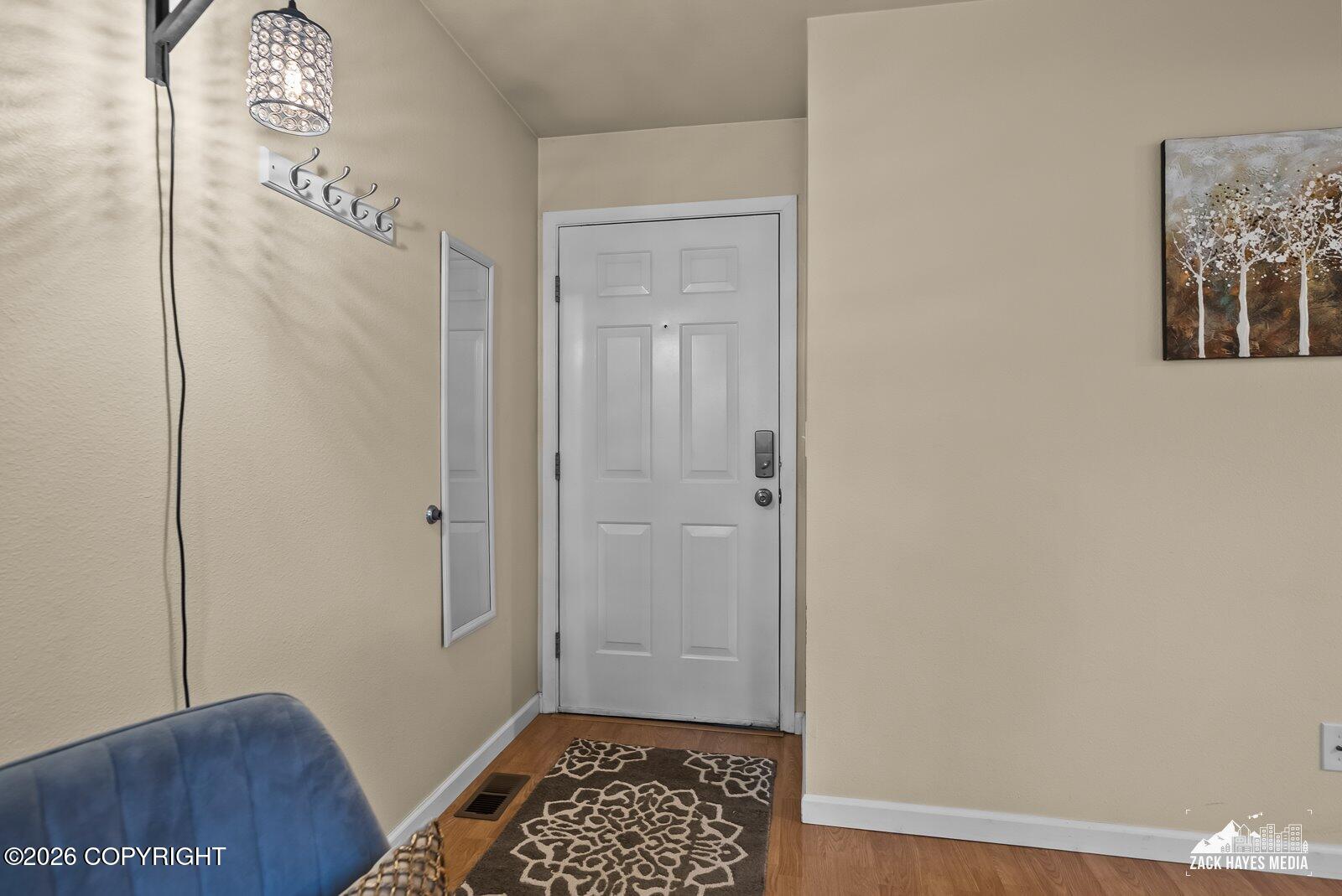 7568 Foxridge Way 5-f Property Photo 6