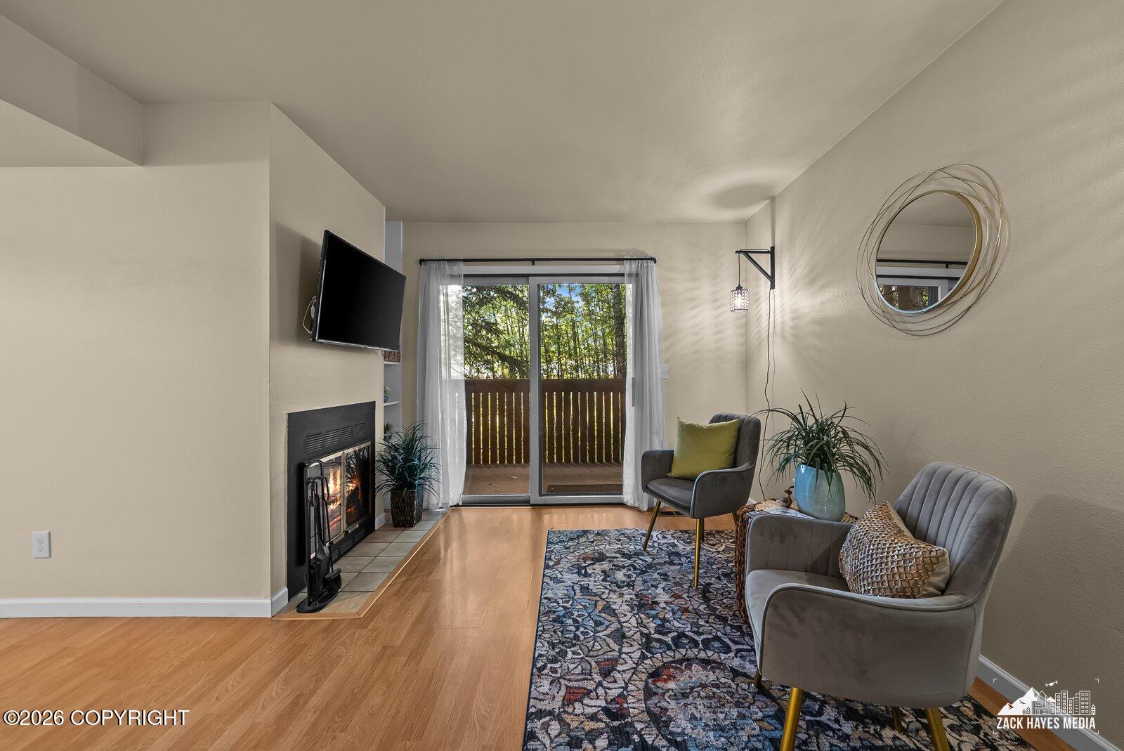 7568 Foxridge Way 5-f Property Photo 8