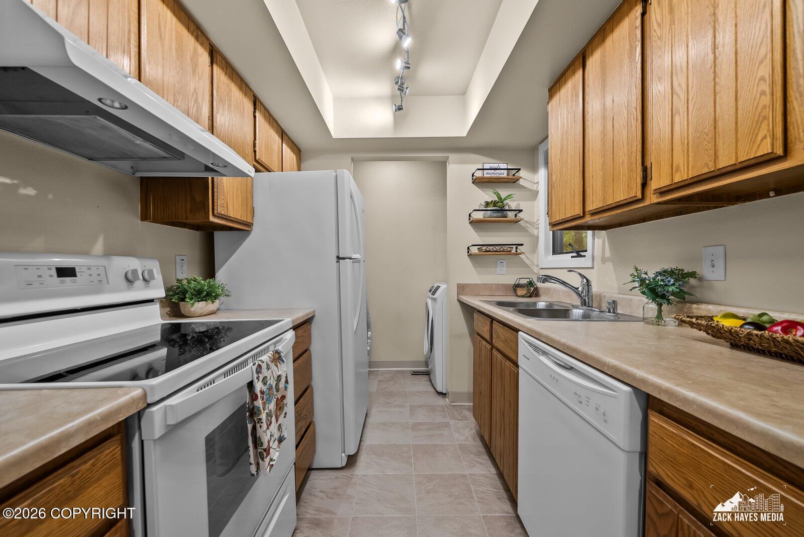 7568 Foxridge Way 5-f Property Photo 15