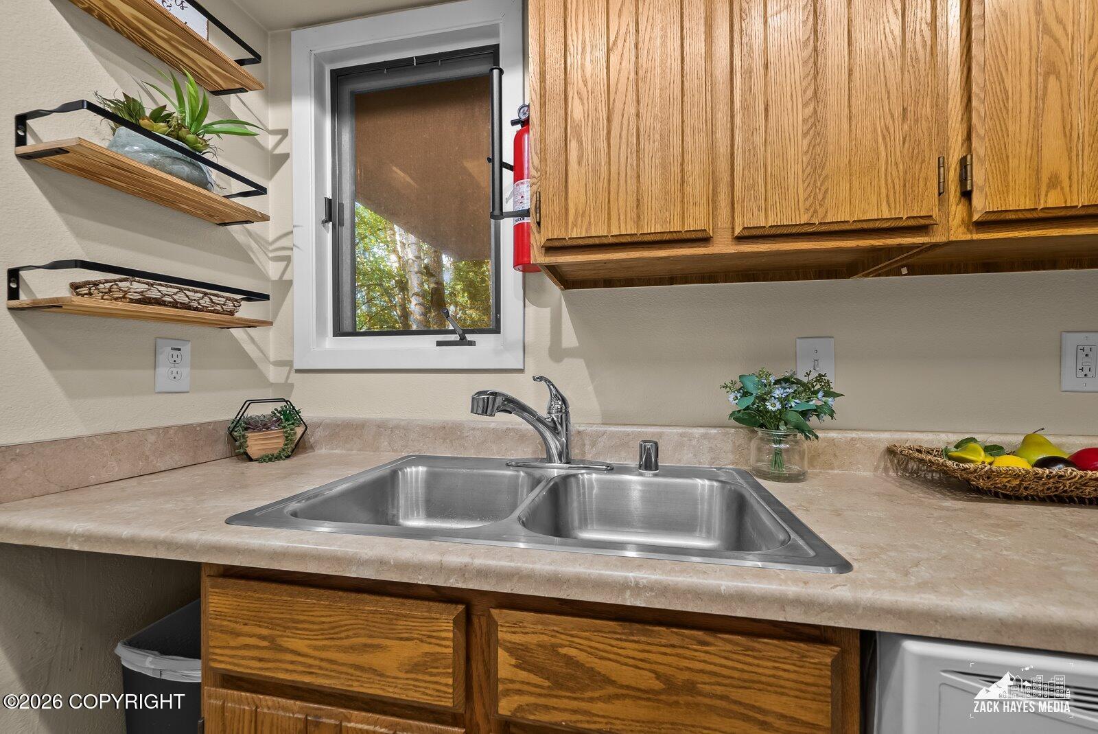 7568 Foxridge Way 5-f Property Photo 19