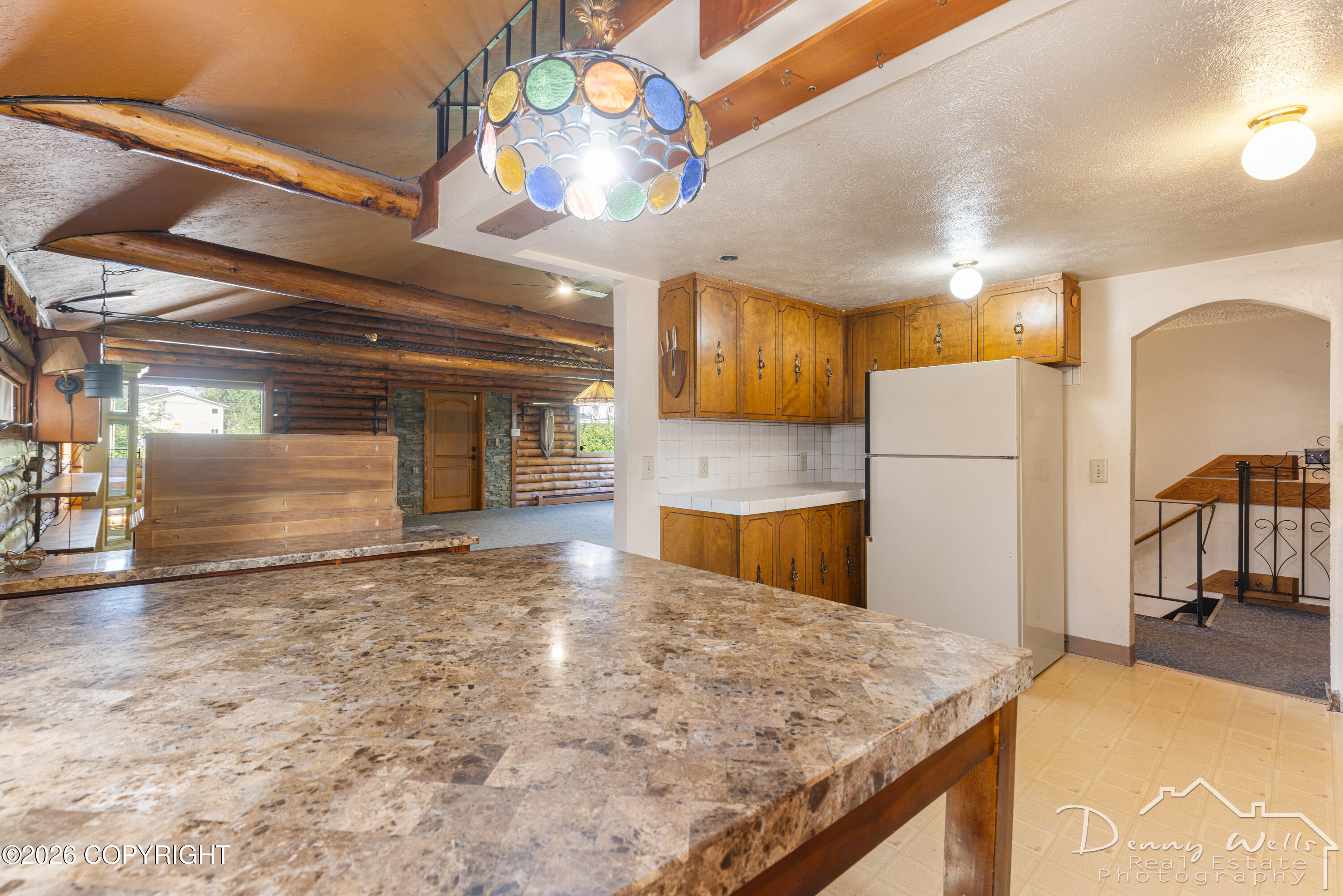 1012 E 9th Avenue Property Photo 10