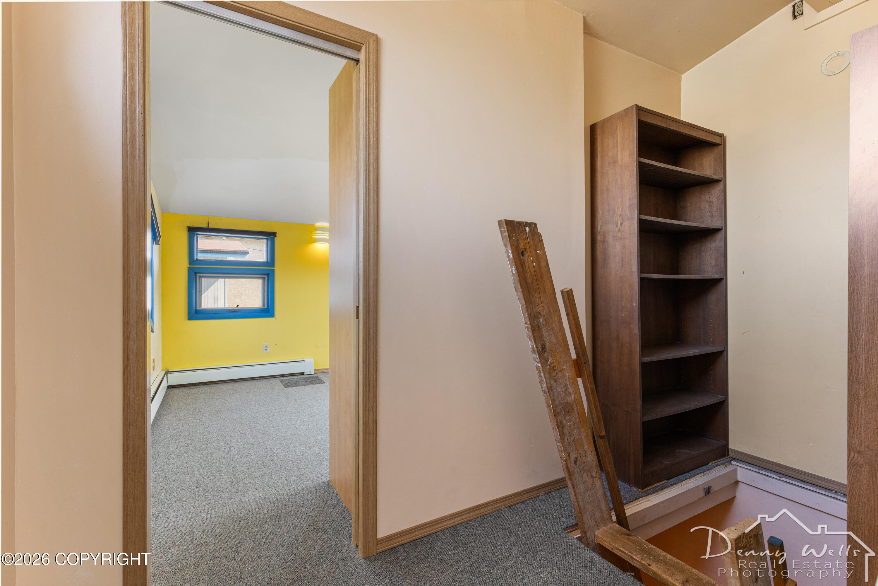 1012 E 9th Avenue Property Photo 17