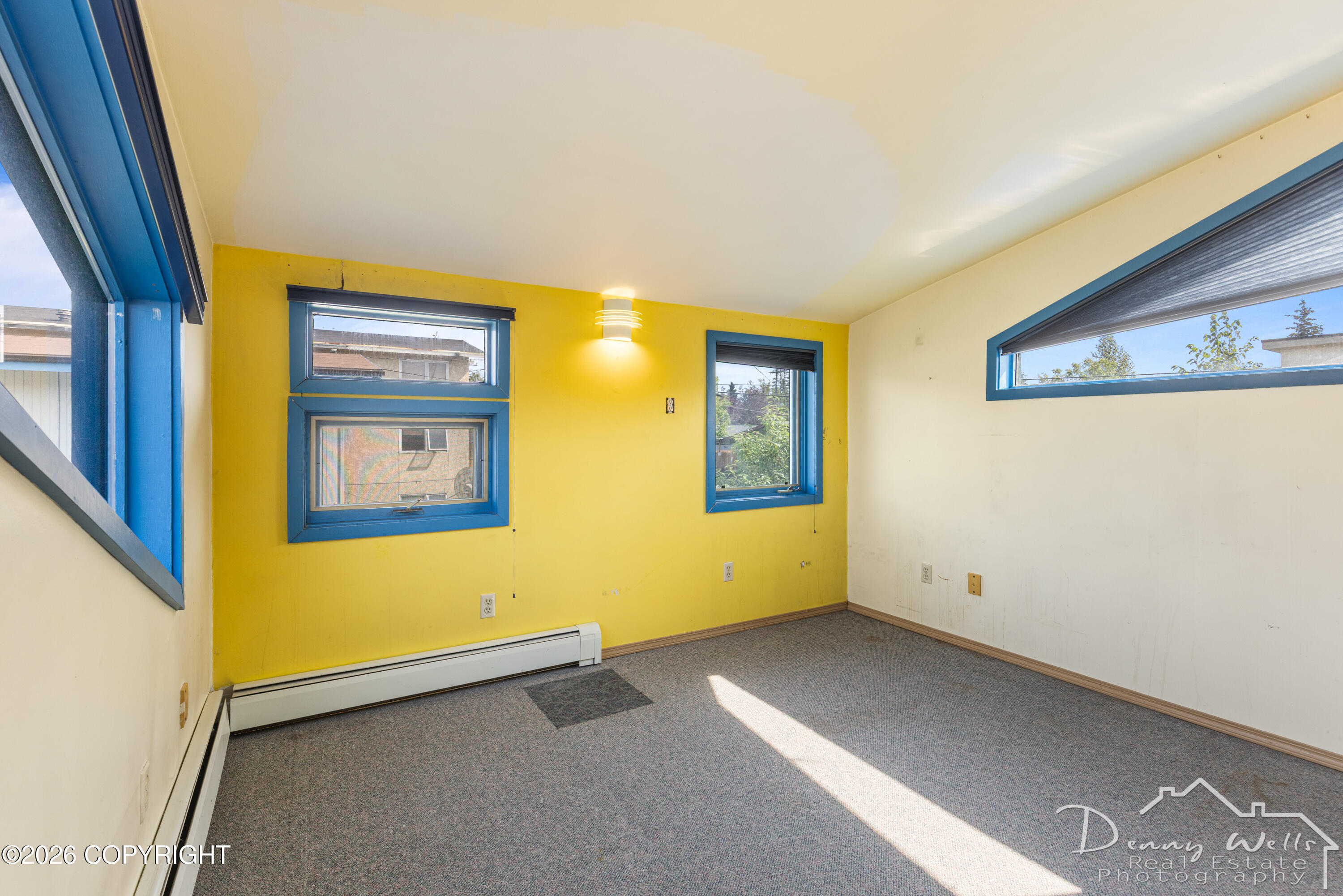 1012 E 9th Avenue Property Photo 20