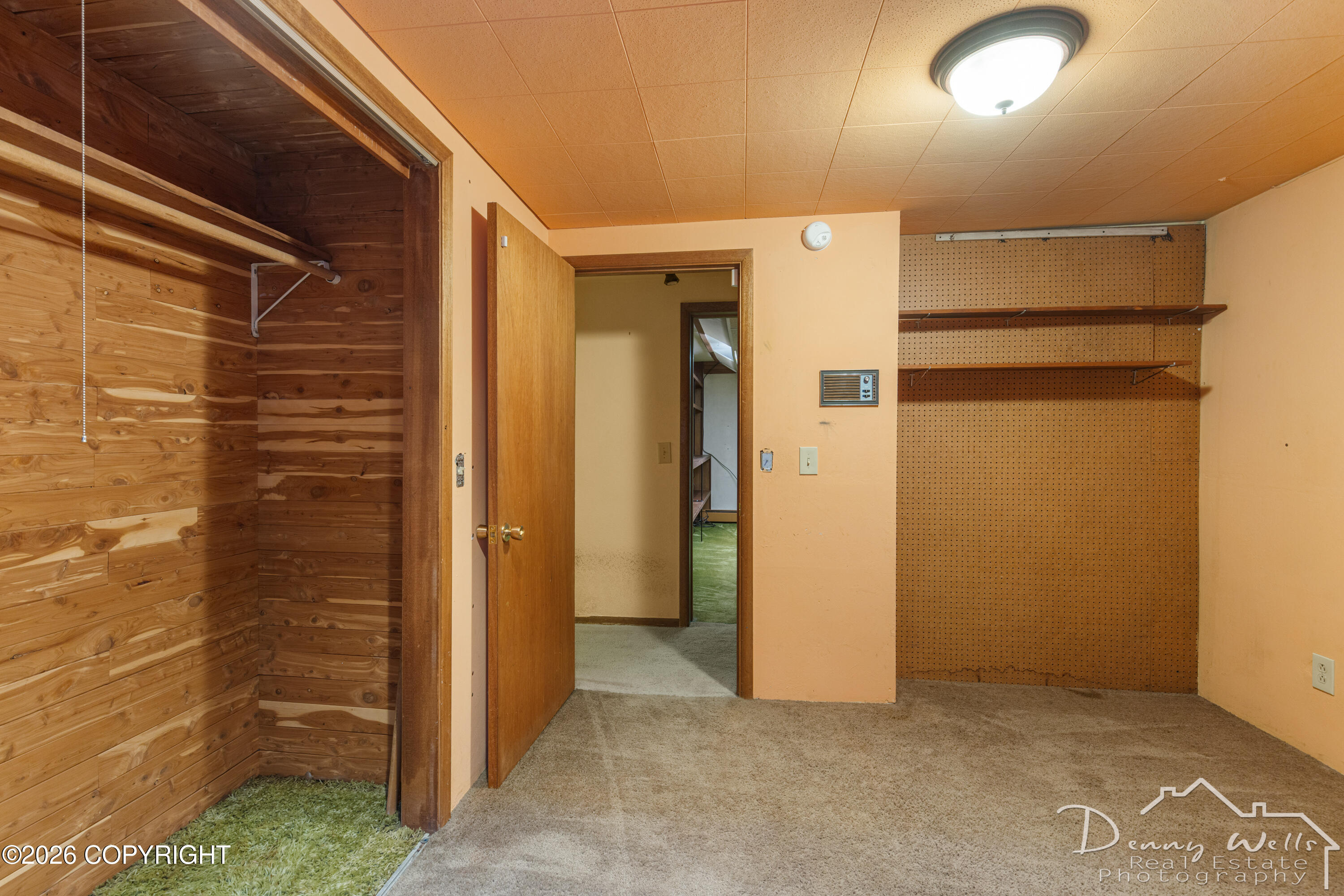 1012 E 9th Avenue Property Photo 28