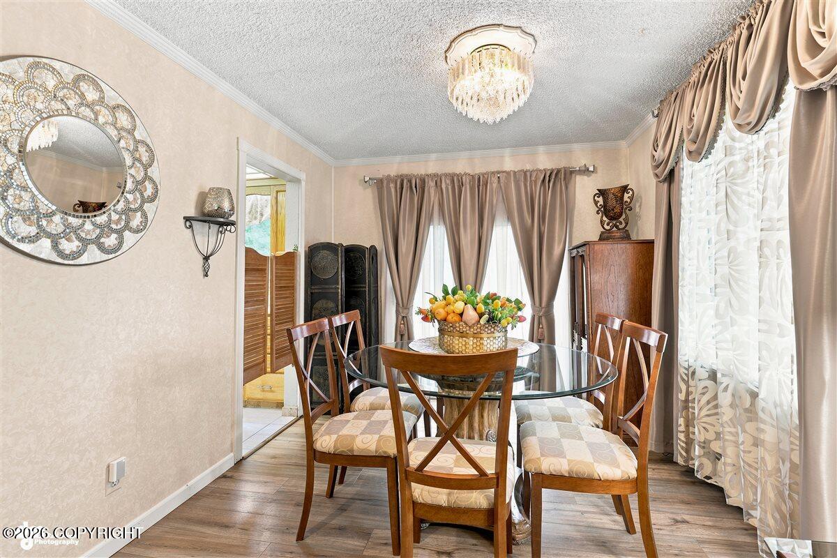 6900 Royal Court Property Photo 8