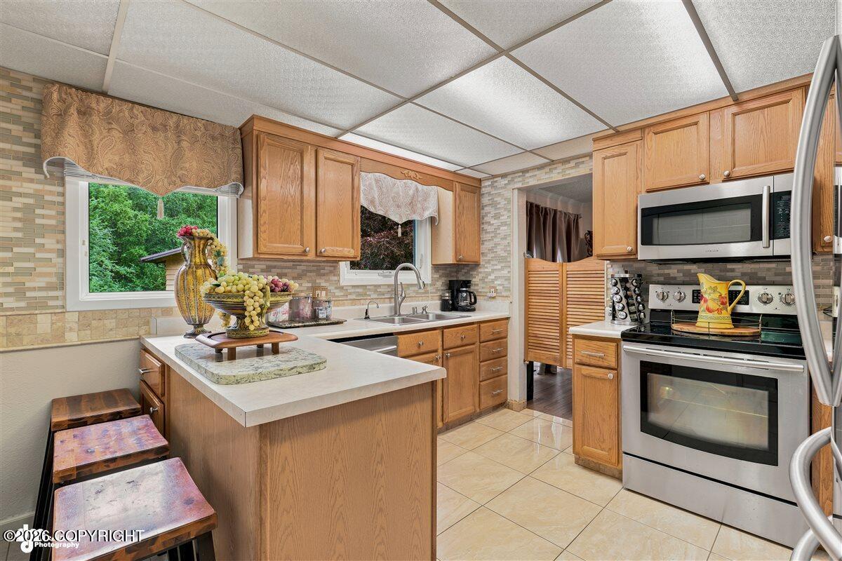6900 Royal Court Property Photo 11
