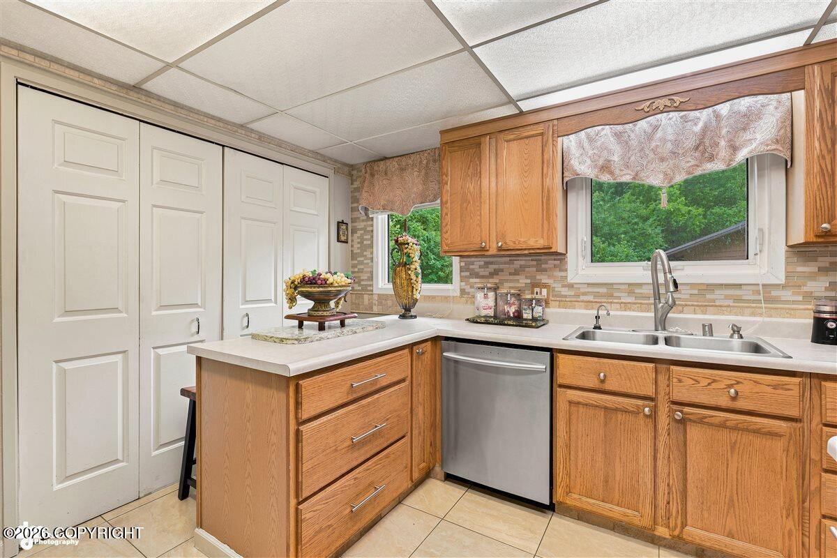 6900 Royal Court Property Photo 13
