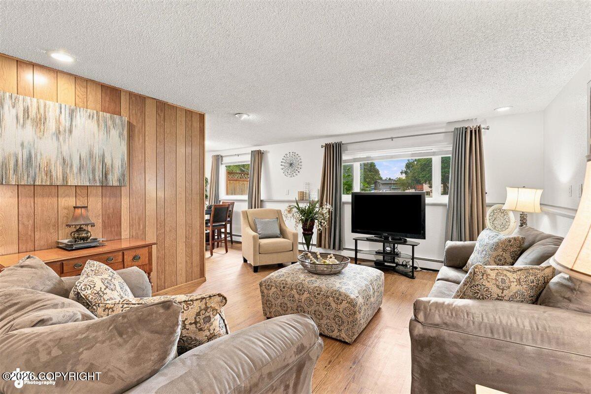 6900 Royal Court Property Photo 16