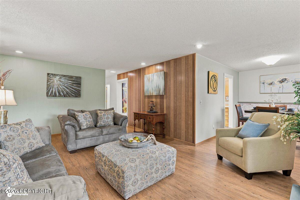 6900 Royal Court Property Photo 17