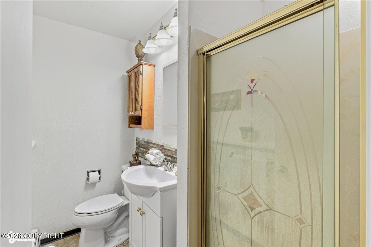 6900 Royal Court Property Photo 32