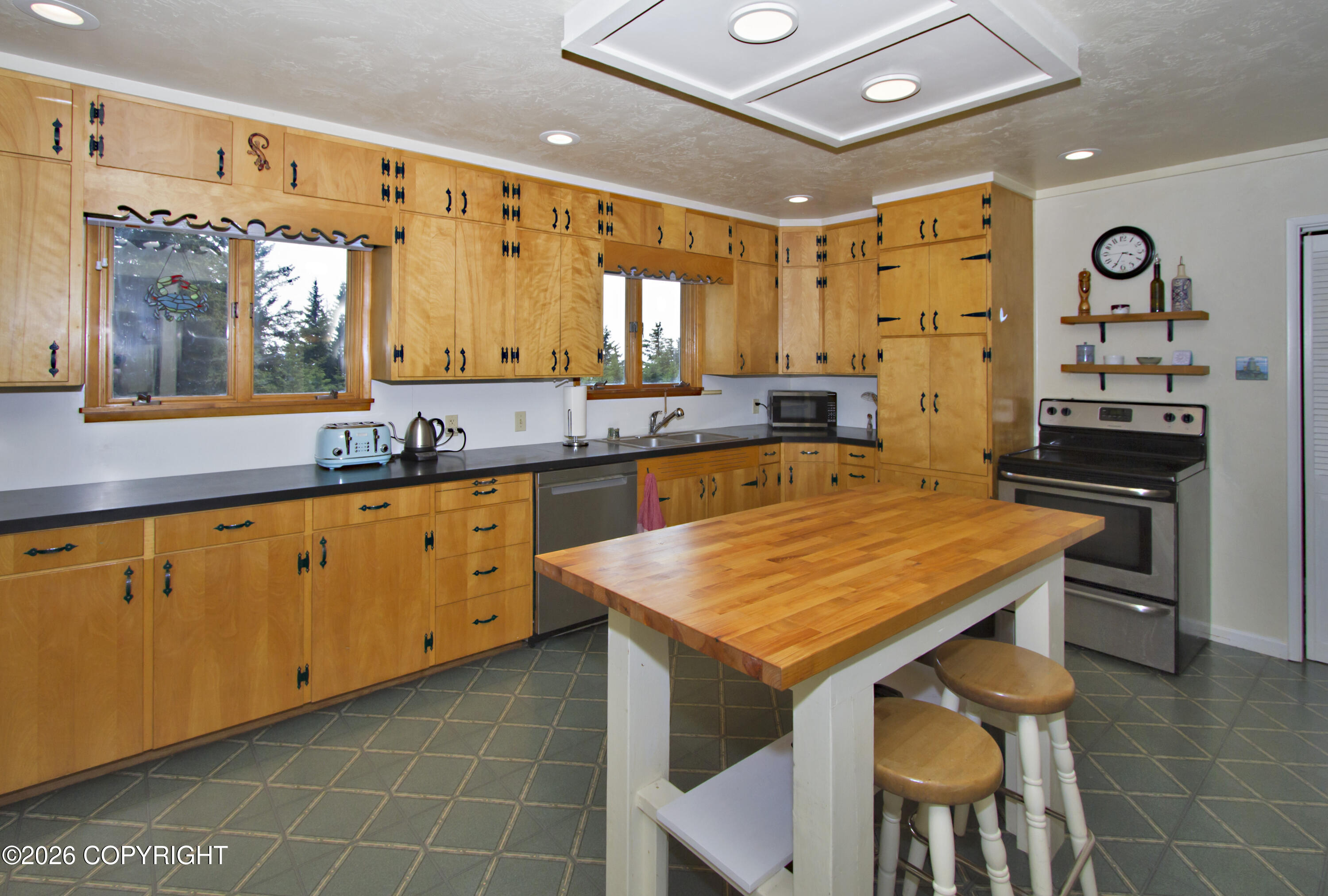 4481 West Hill Road Property Photo 24