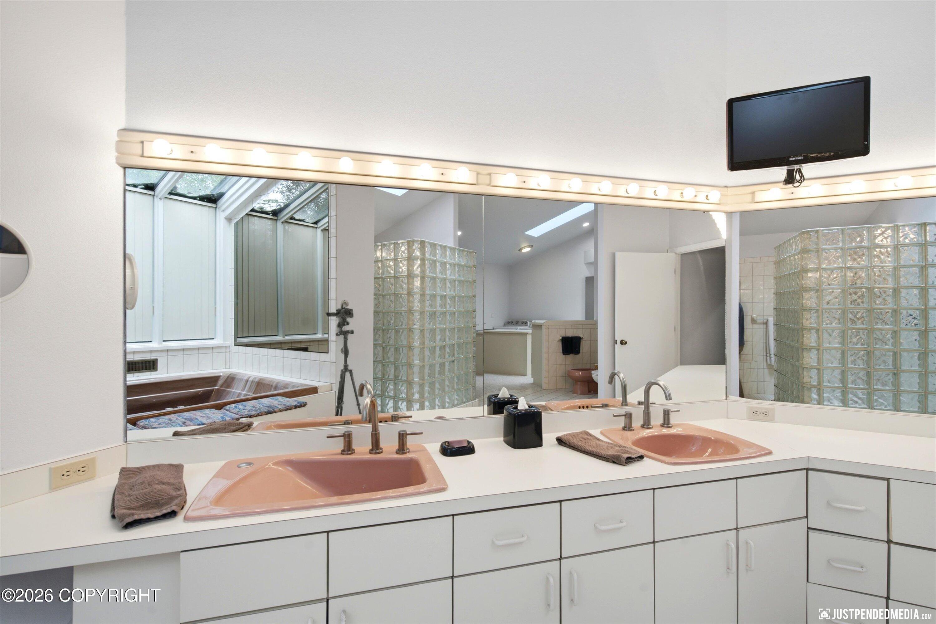 2219 Forest Park Drive Property Photo 41