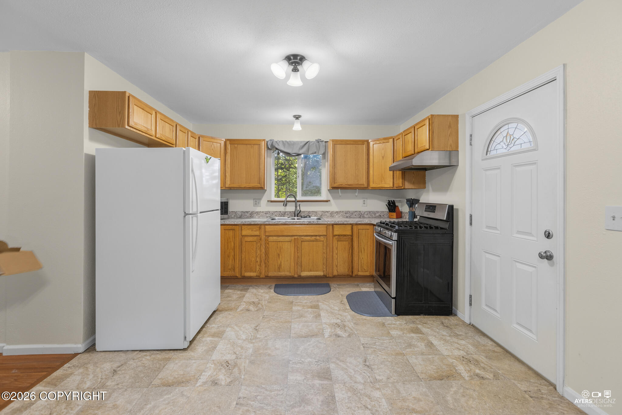 51920 Trader John Street Property Photo 9