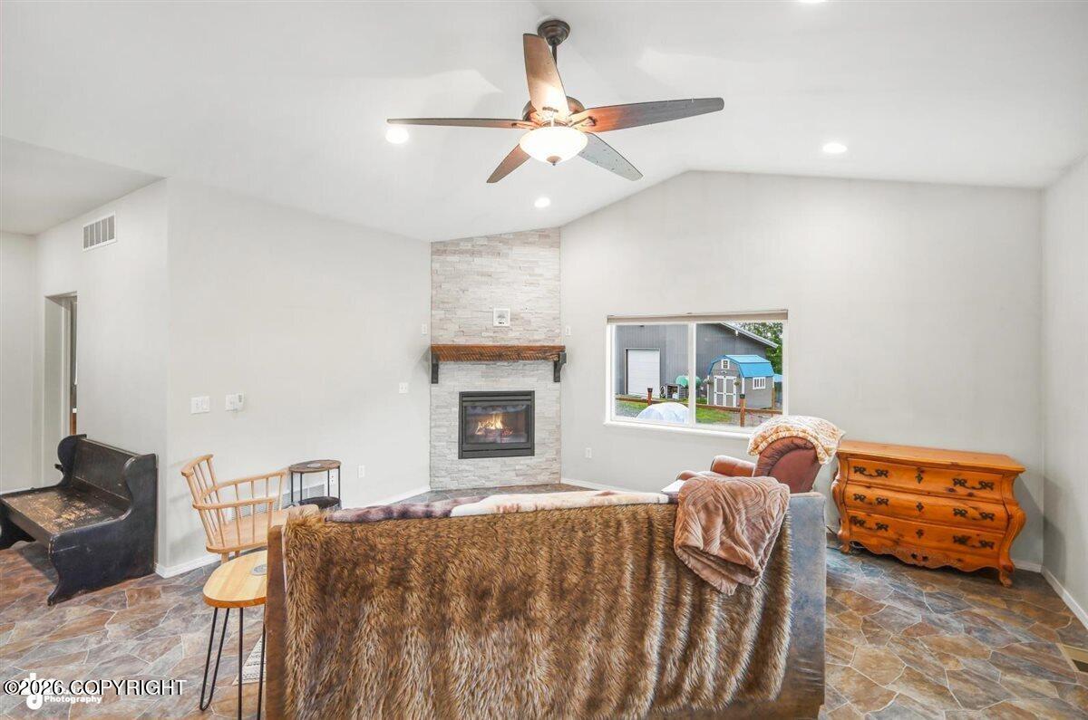 8905 N Mike Ardaw Road Property Photo 23