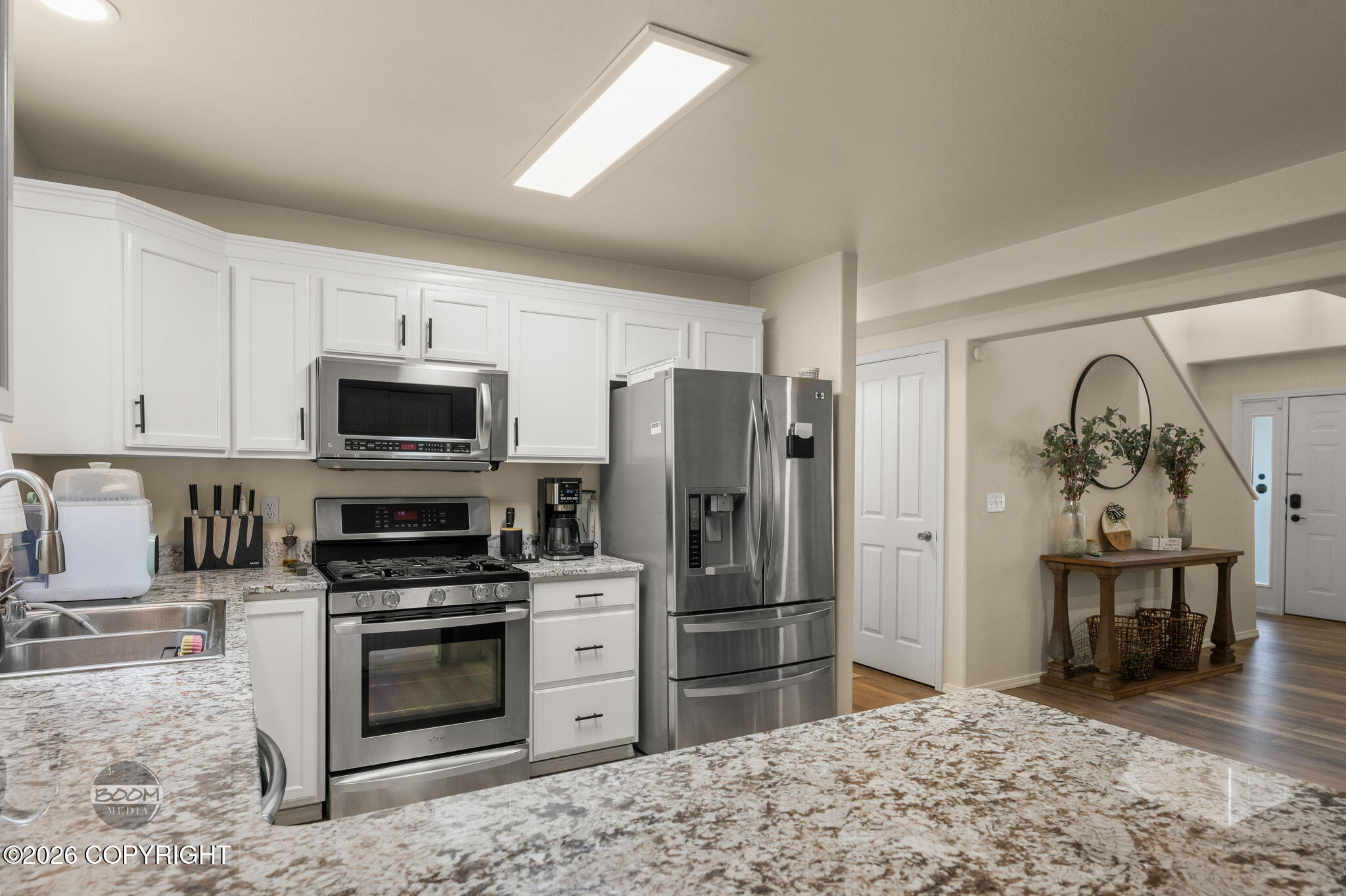 7515 White Hawk Drive Property Photo 4