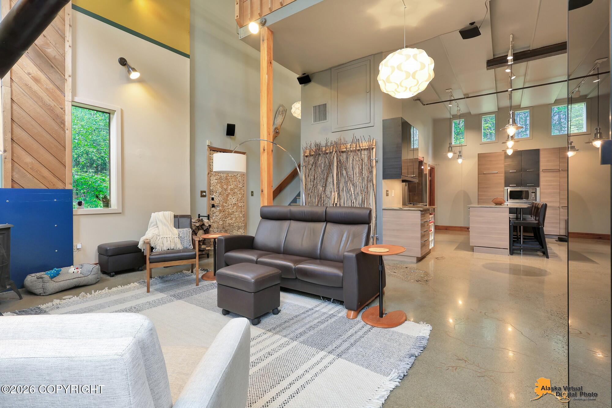 19042 Baidarka Street Property Photo 7