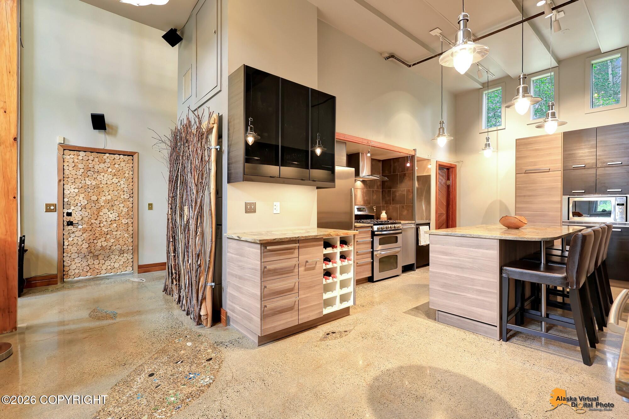 19042 Baidarka Street Property Photo 18
