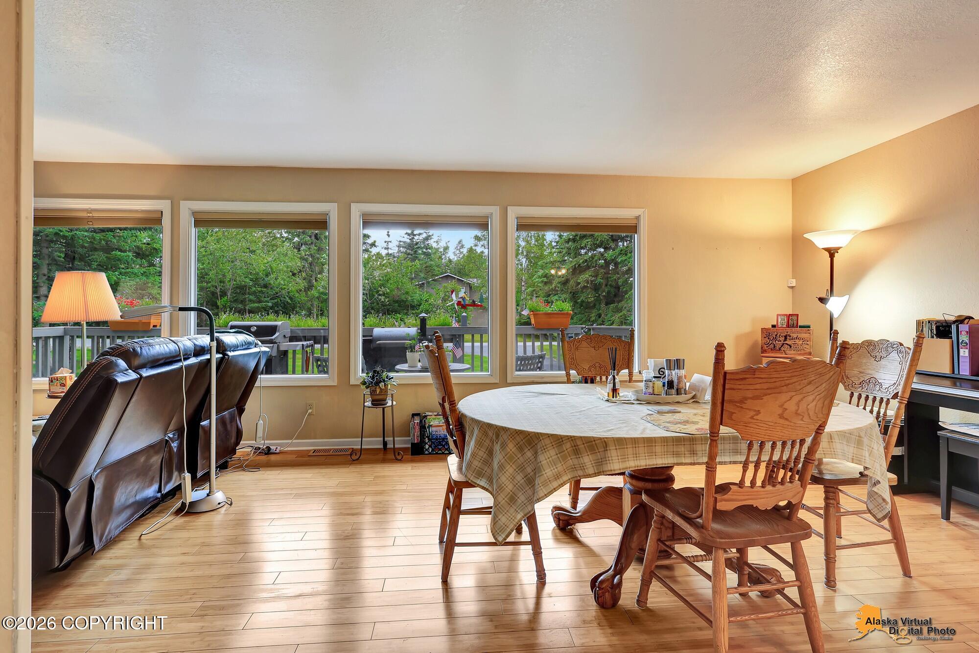 6231 West Tree Drive Property Photo 10