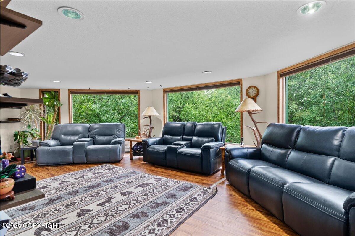 6132 Farpoint Drive Property Photo 11