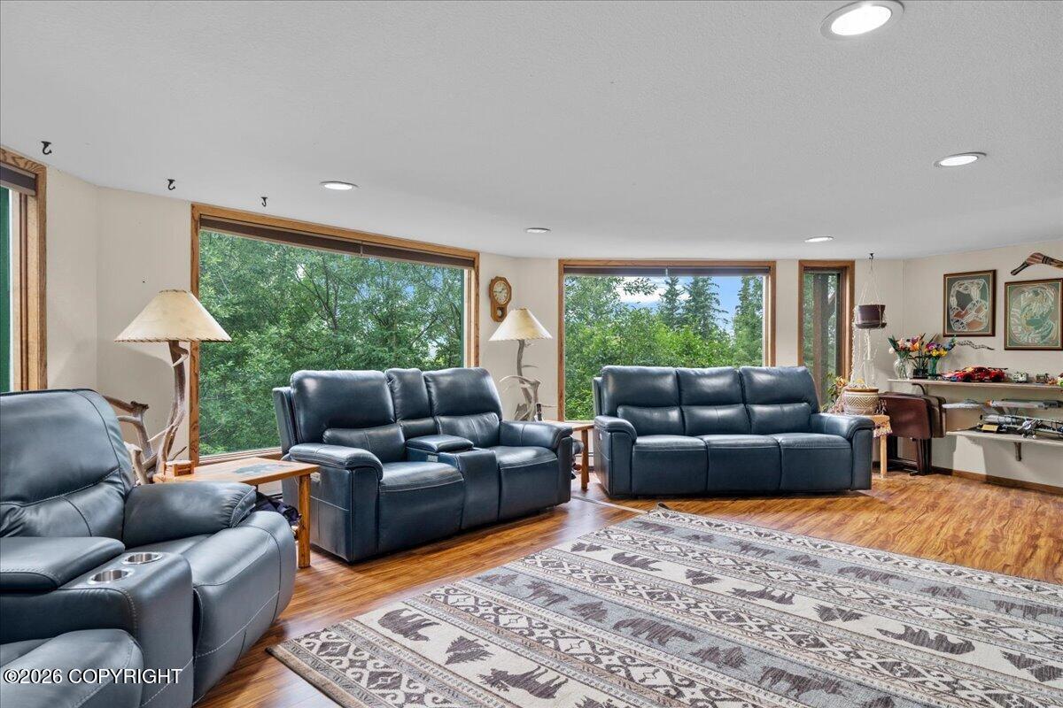 6132 Farpoint Drive Property Photo 12