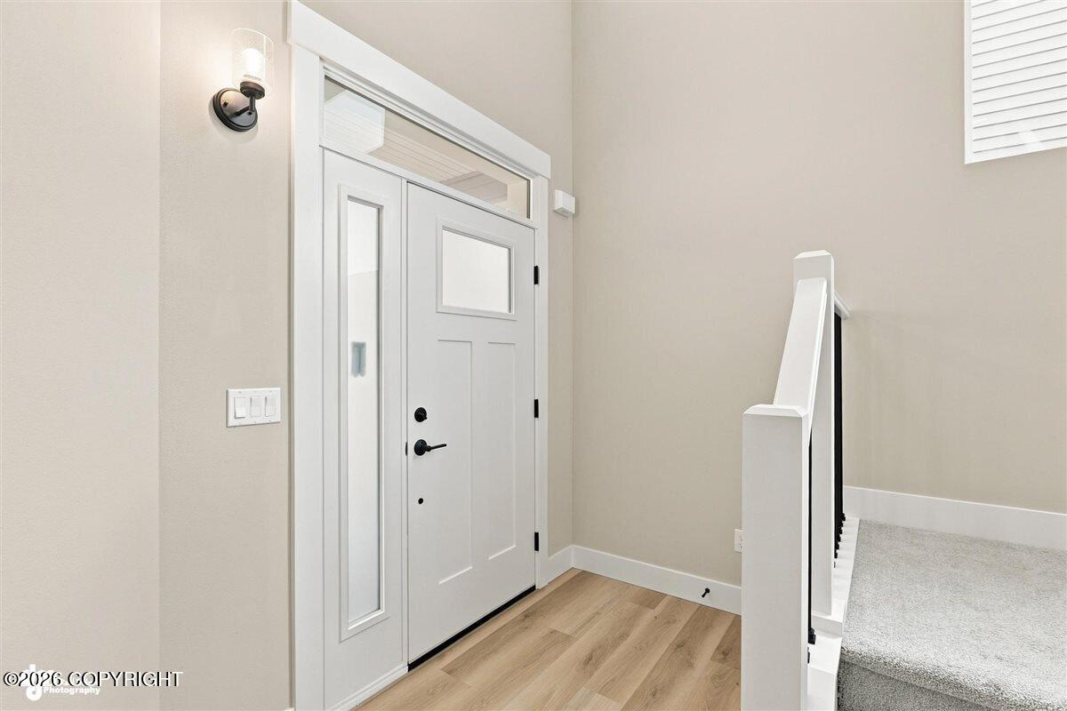 8658 Dry Creek Loop Property Photo 3