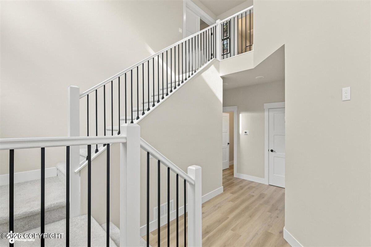 8658 Dry Creek Loop Property Photo 4