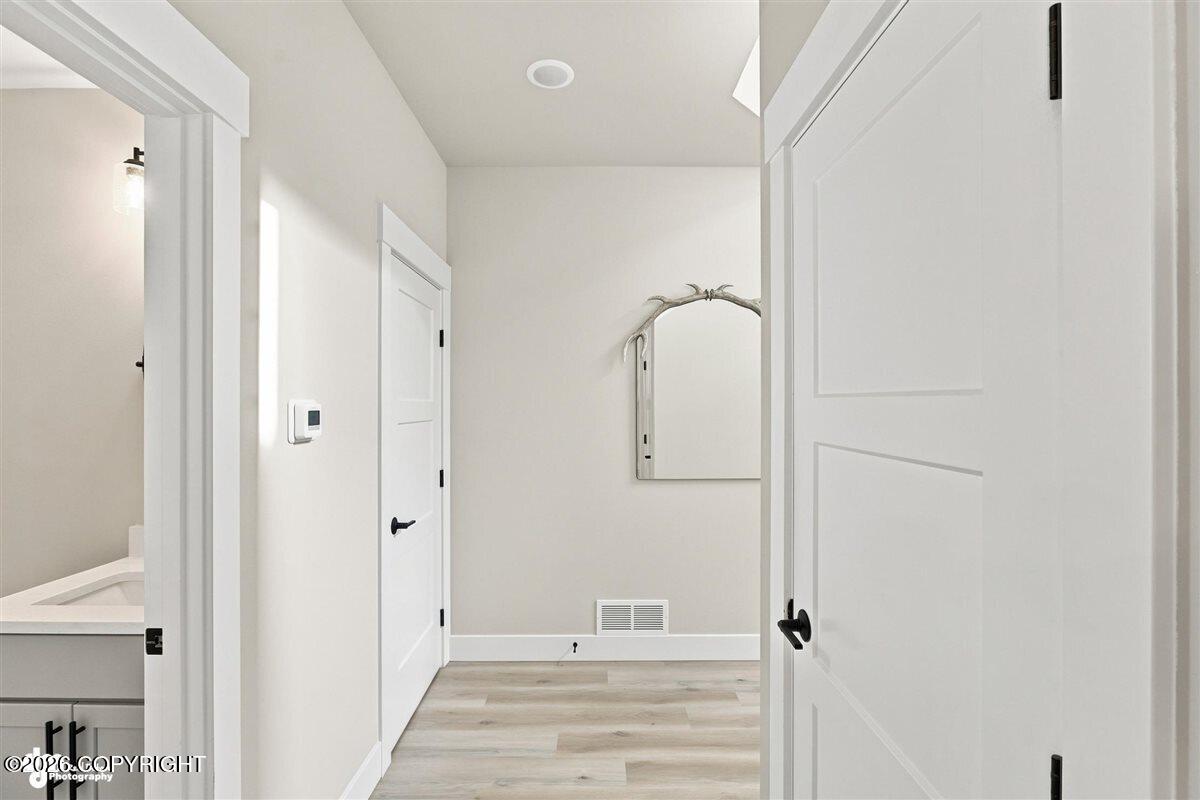 8658 Dry Creek Loop Property Photo 7