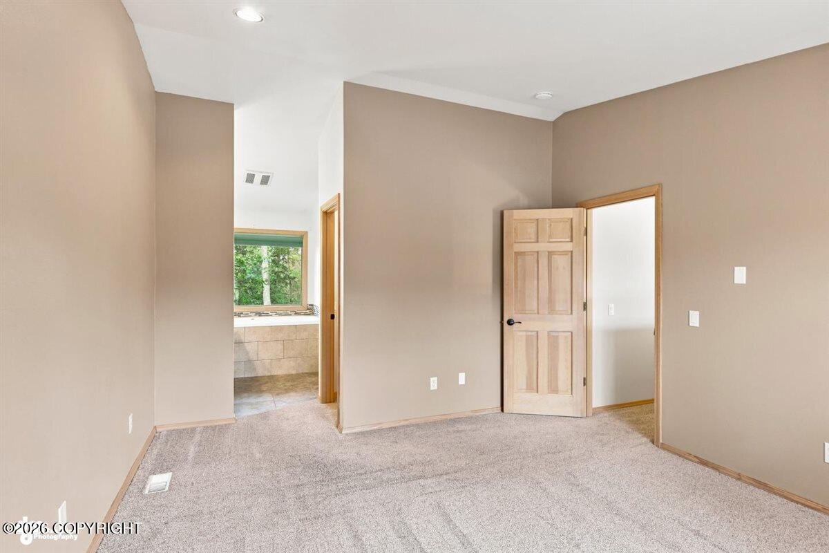 18912 Sokolof Circle Property Photo 29