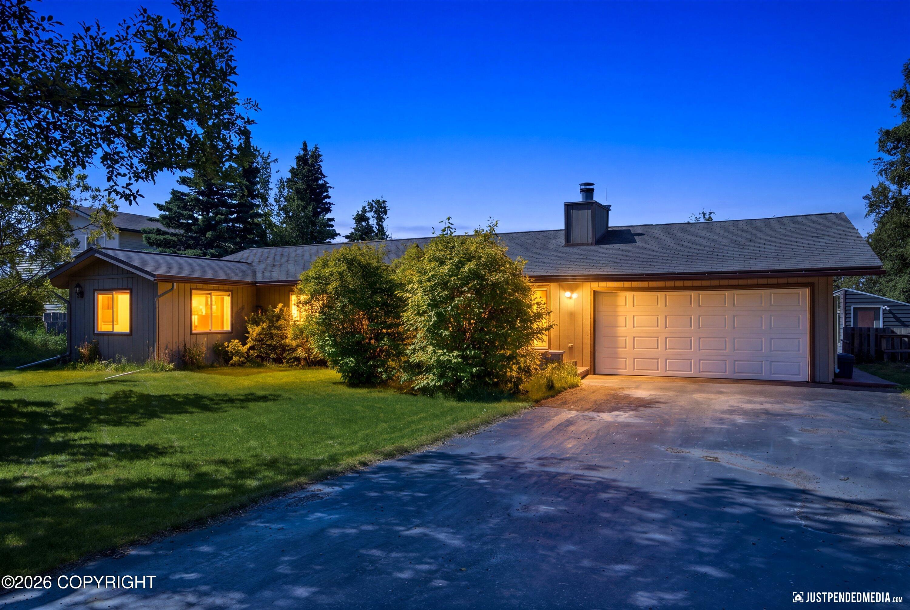 13100 Saunders Road Property Photo 2