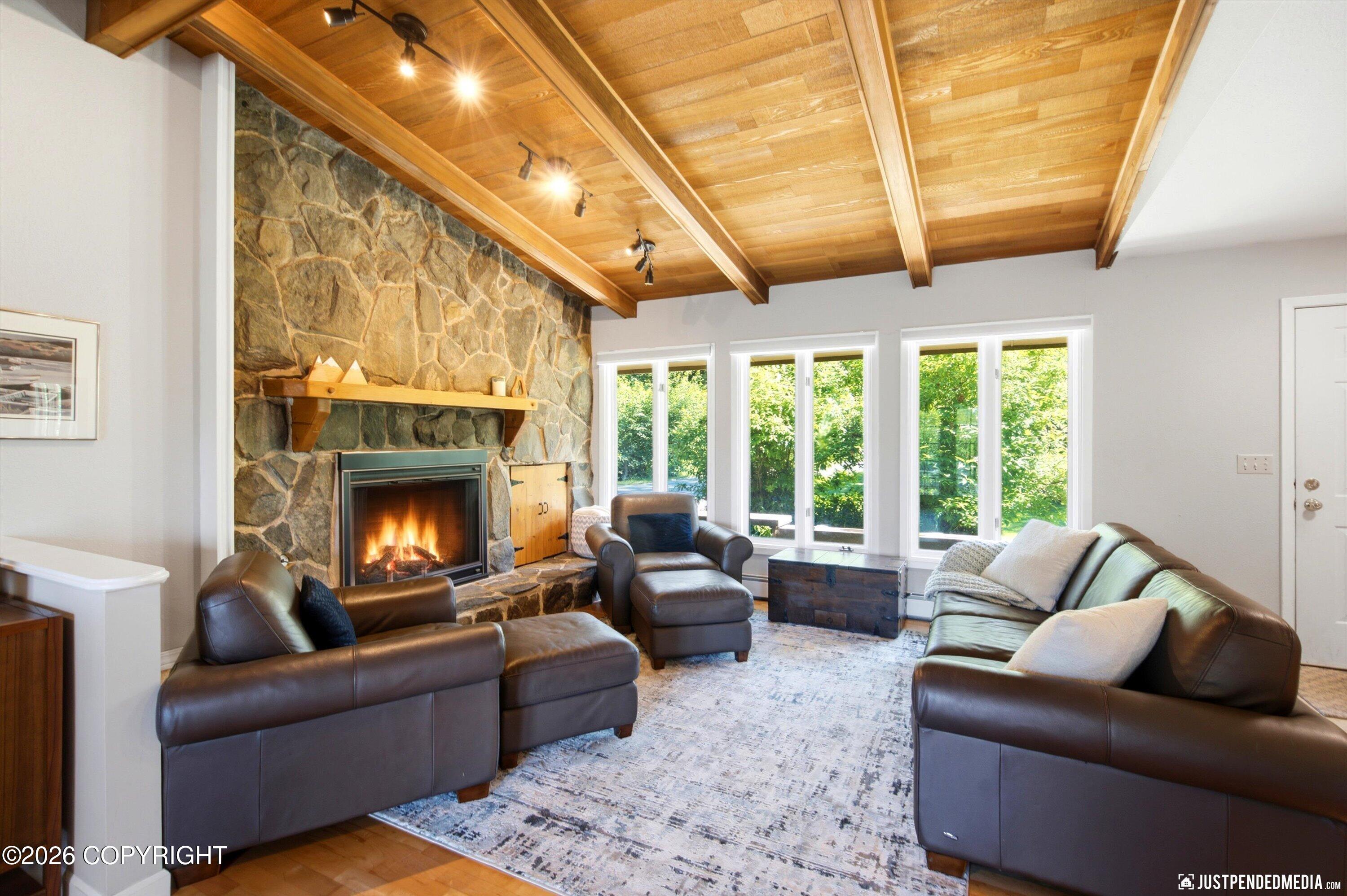 13100 Saunders Road Property Photo 8